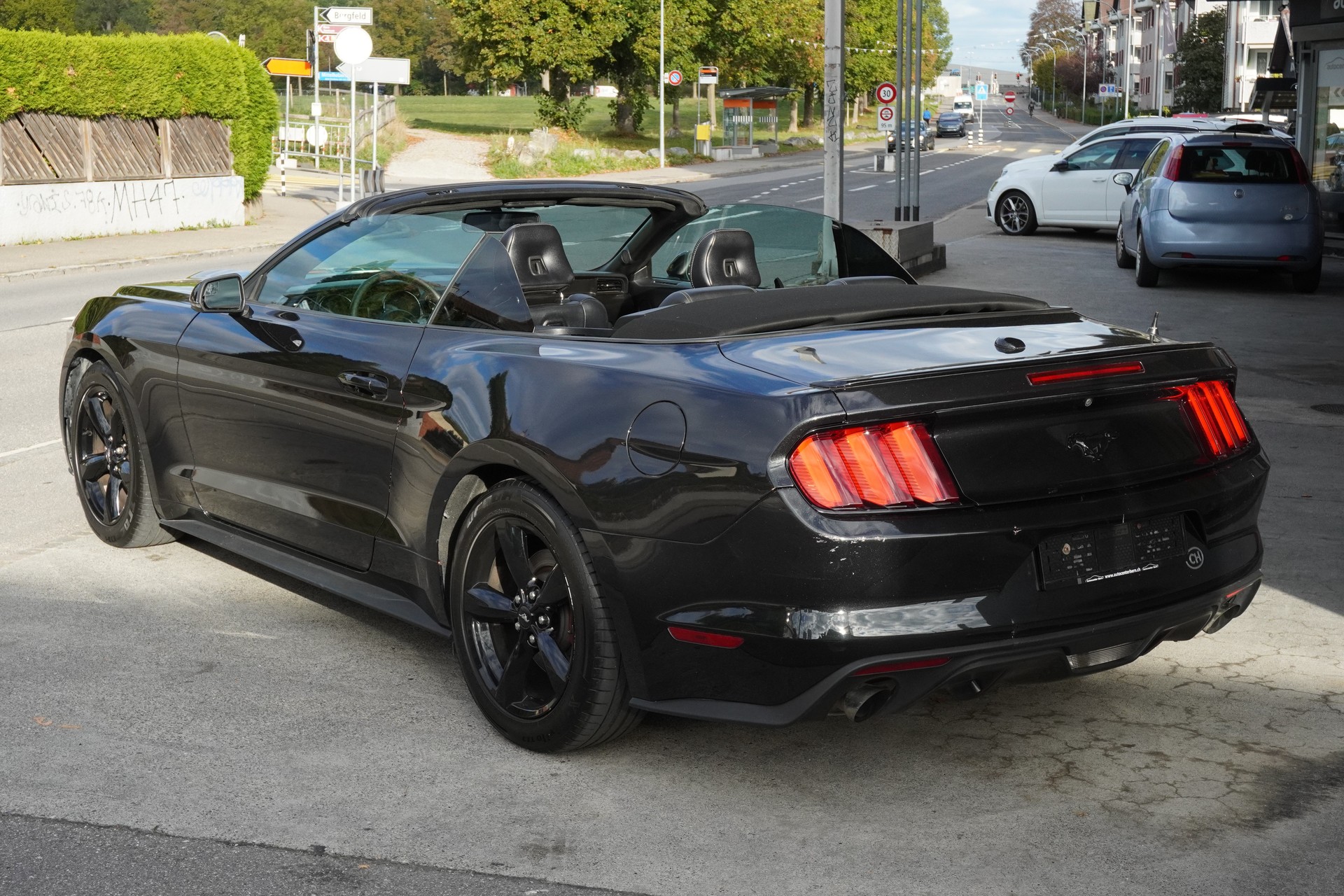 FORD Mustang Convertible 2.3 Automat-image-5
