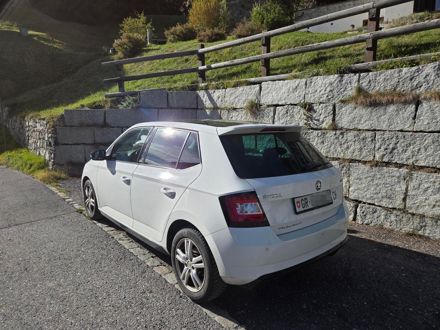 SKODA 1.2 TSI Monte Carlo-image-1