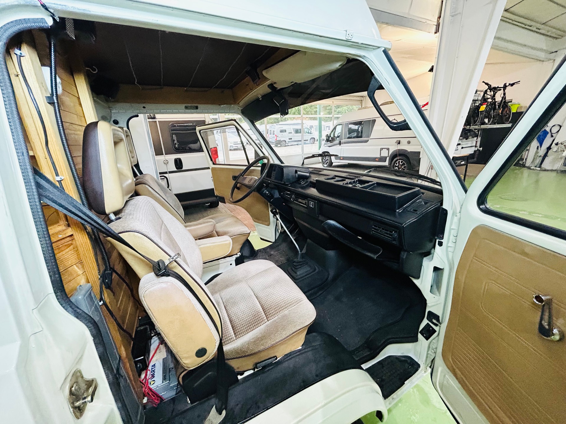 VW T3 Typ 2-image-14
