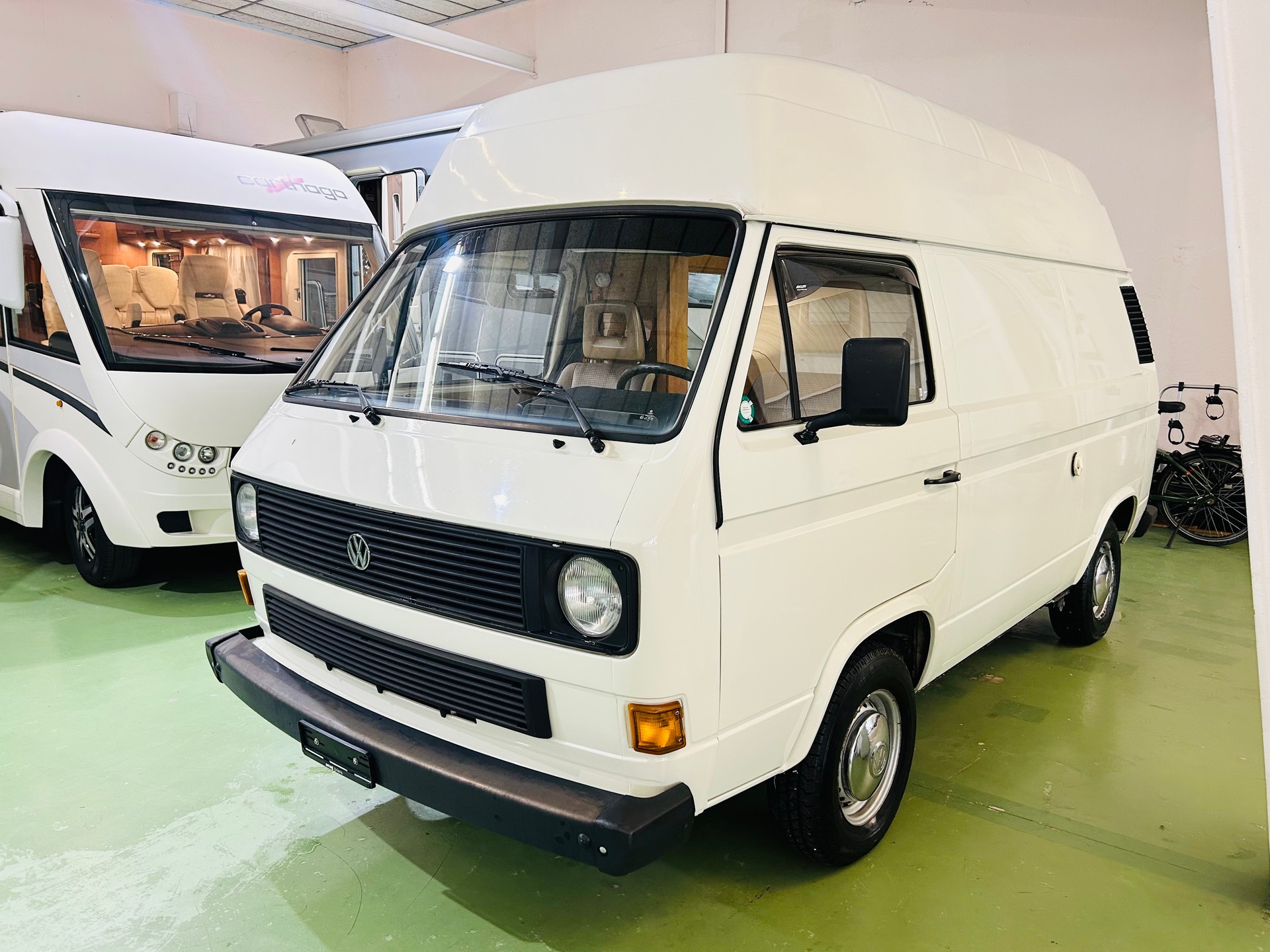 VW T3 Typ 2-showroom-element-2
