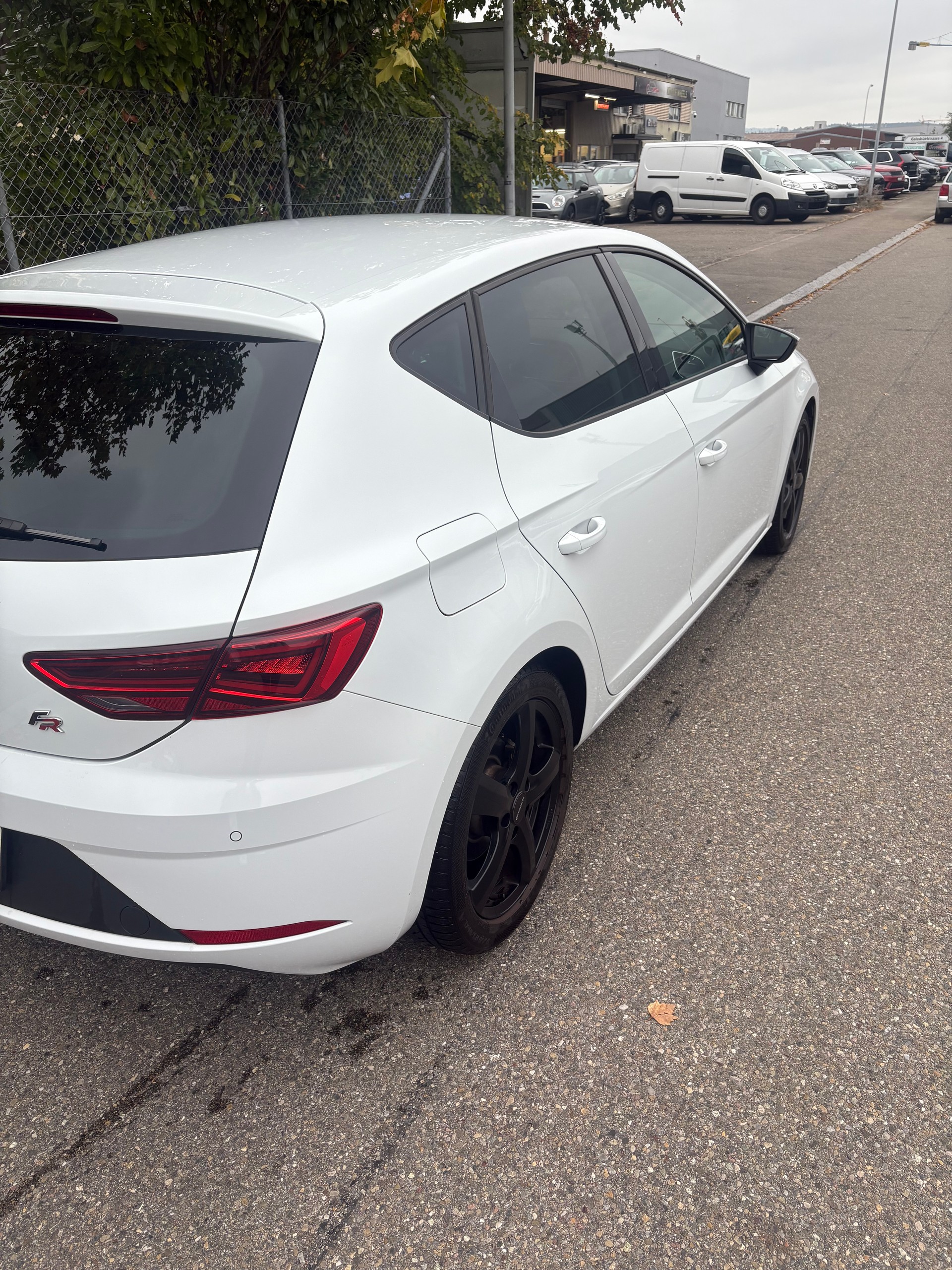 SEAT 2.0 TSI FR DSG-image-2