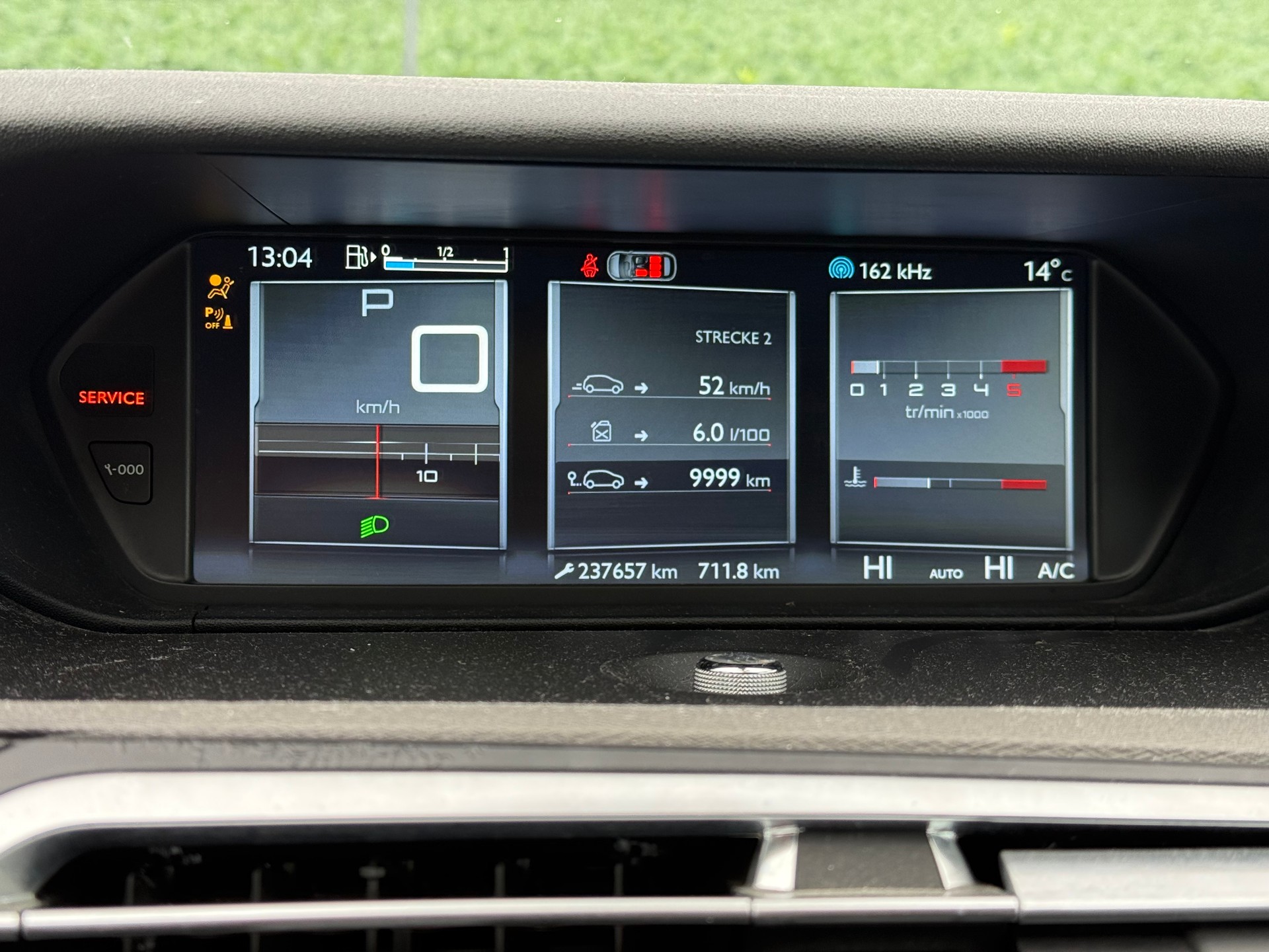 CITROEN C4 Picasso 2.0 BlueHDi Exclusive Automatic-image-15