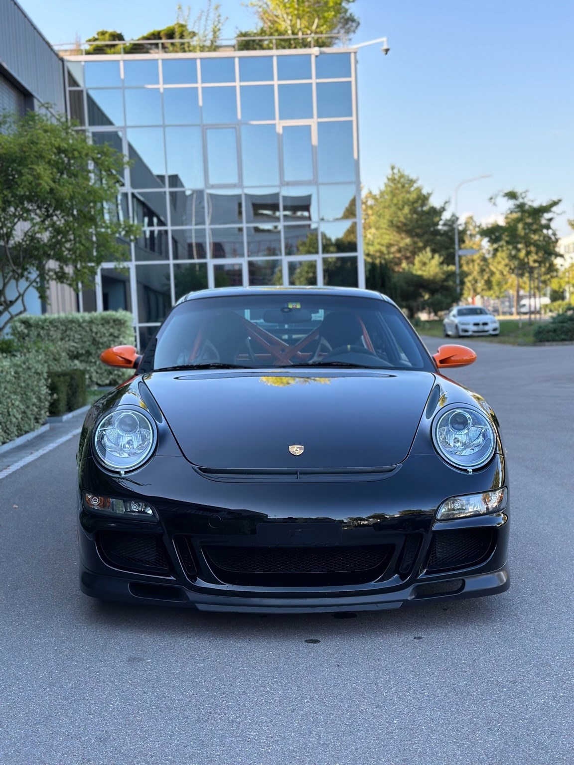 PORSCHE 911 GT3 RS-image-1