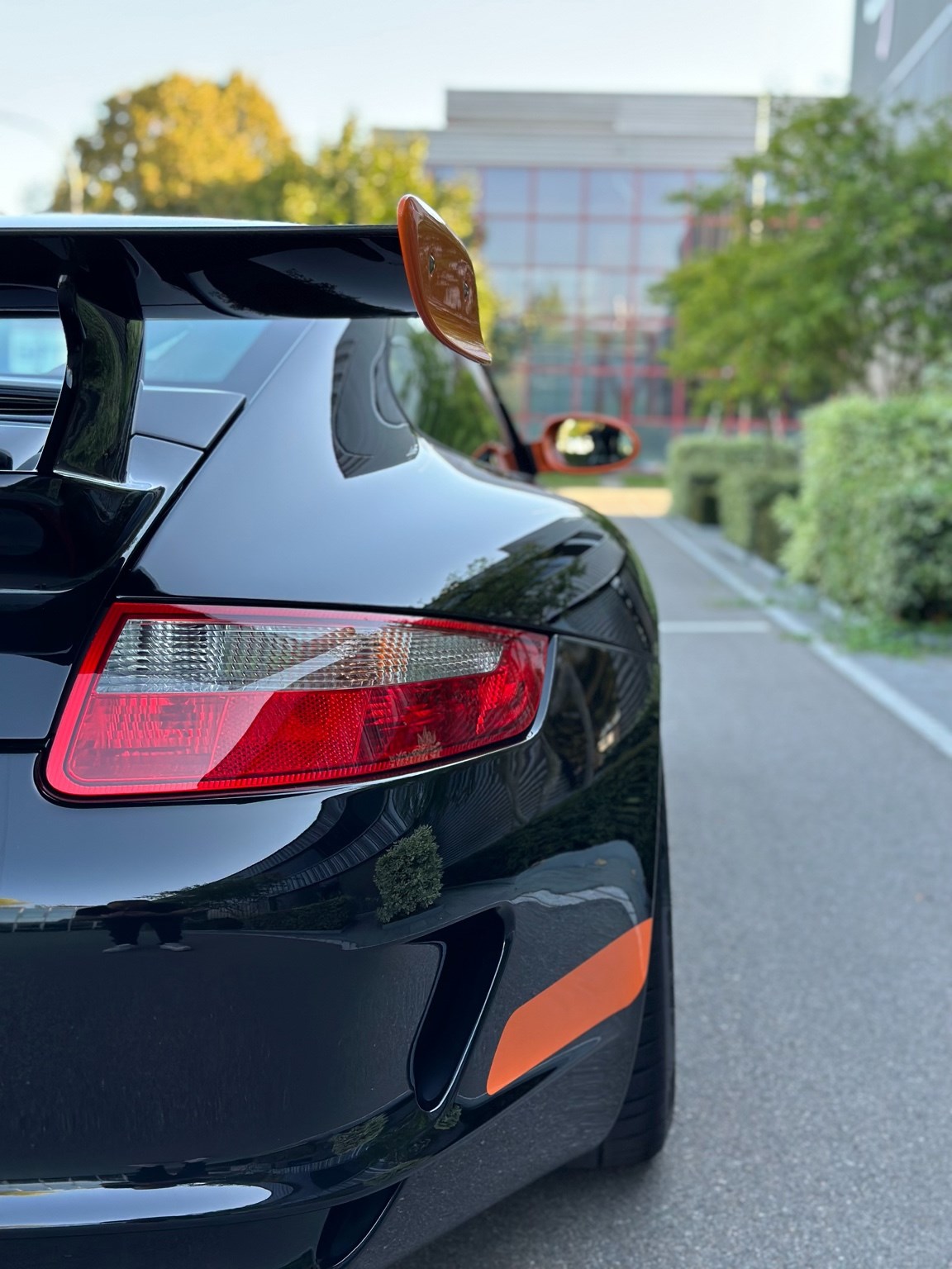 PORSCHE 911 GT3 RS-image-2