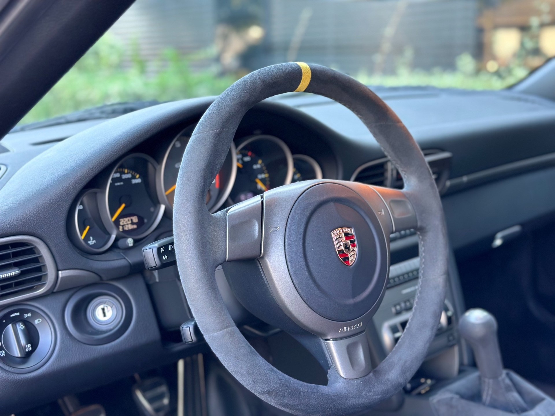 PORSCHE 911 GT3 RS-image-4