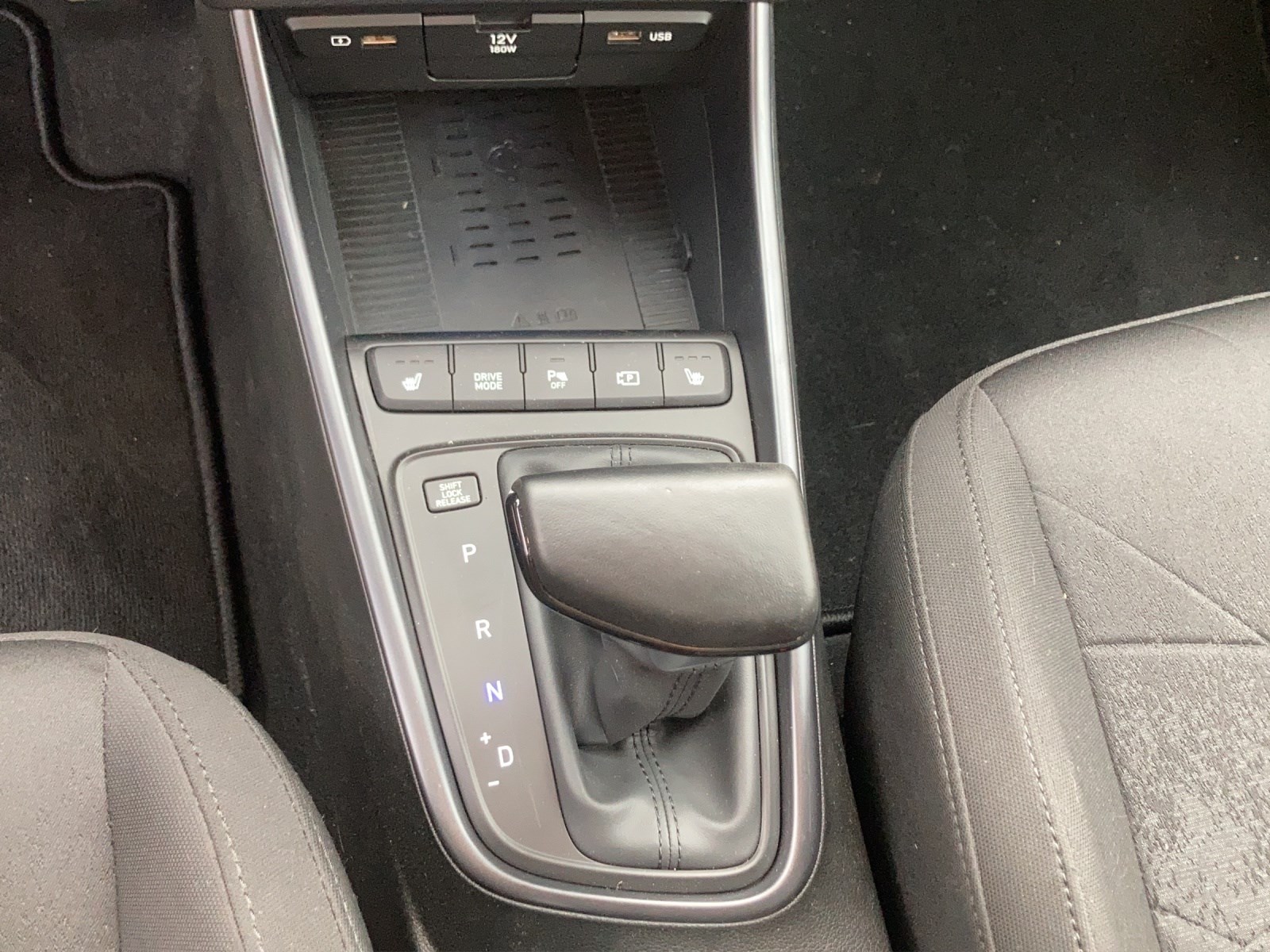HYUNDAI Bayon 1.0 T-GDi 48V MH Amplia DCT-image-11