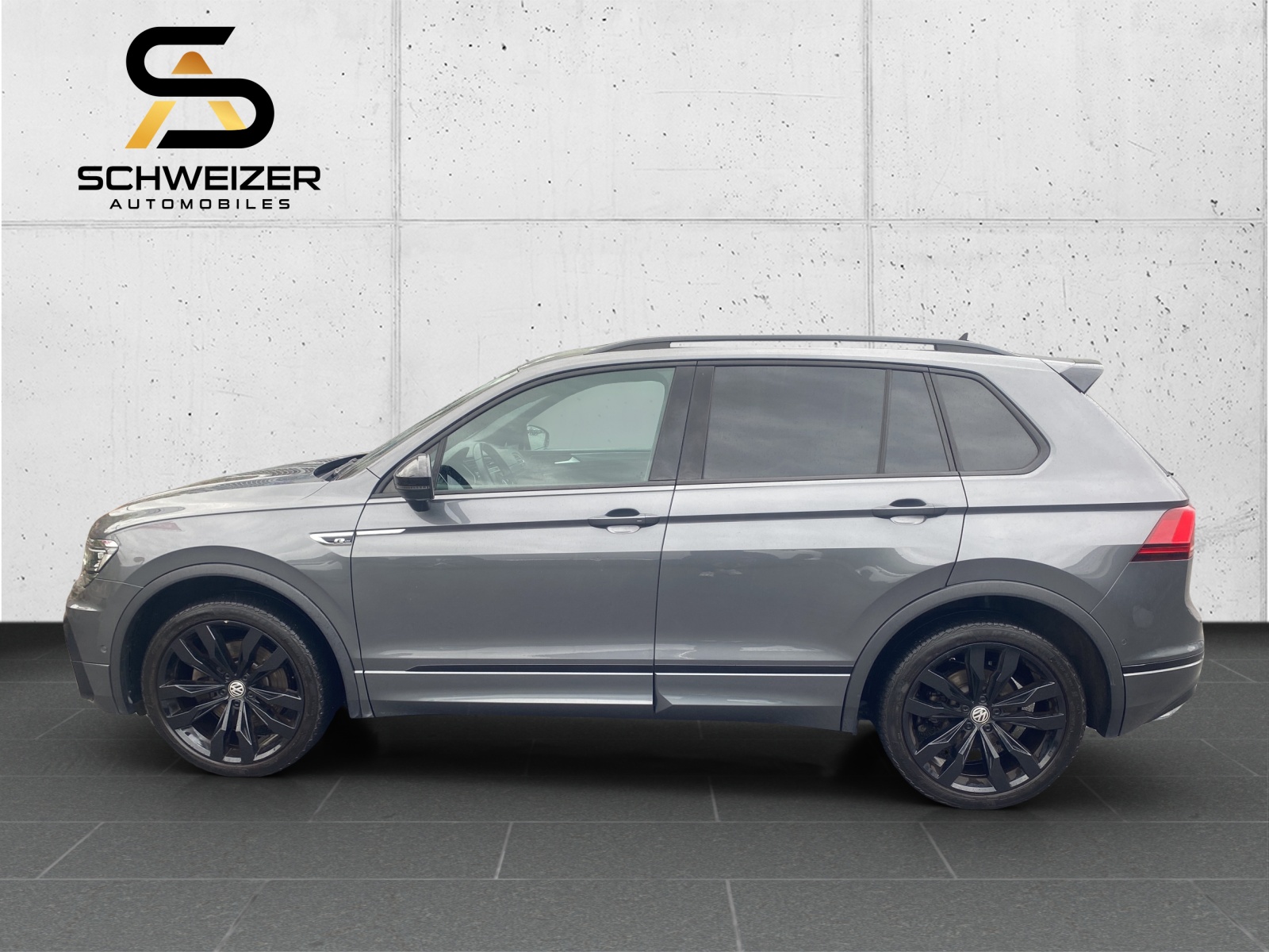 VW Tiguan 2.0TSI R-Line 4Motion DSG-image-3
