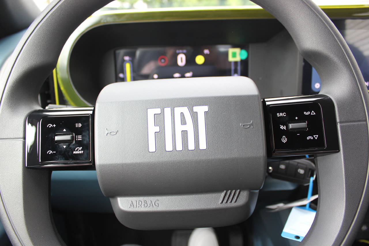 FIAT Grande Panda Red-image-8