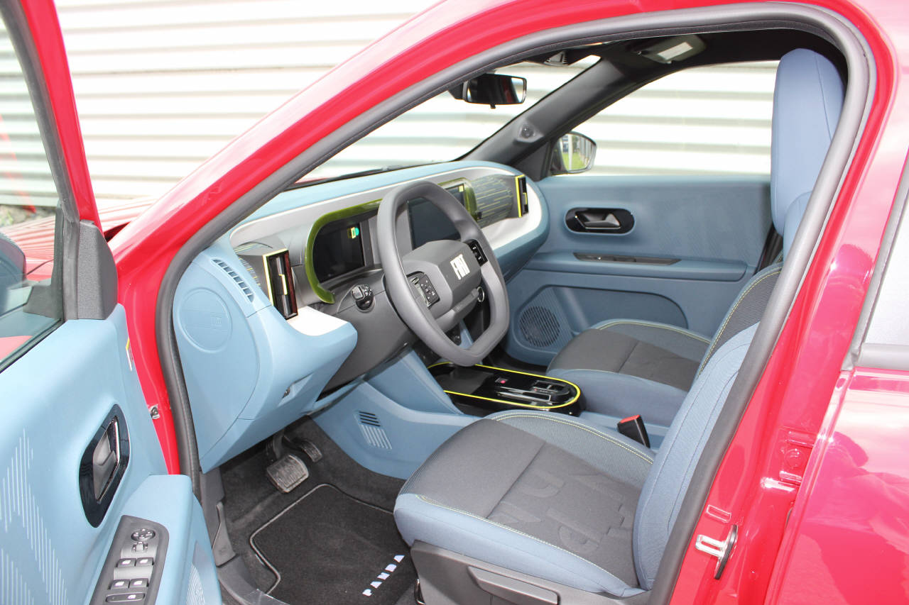 FIAT Grande Panda Red-image-6
