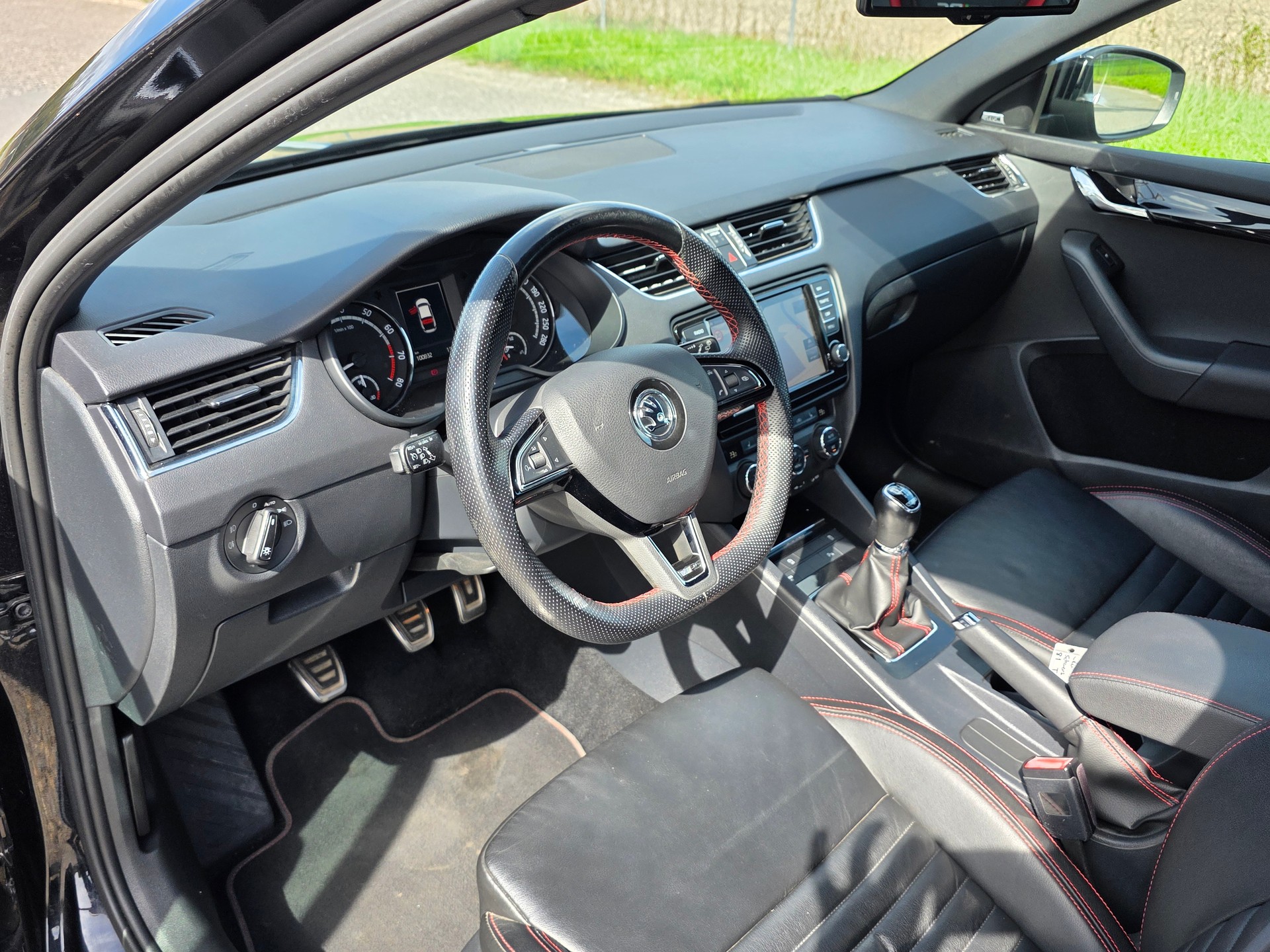 SKODA Octavia 2.0 TSI RS 245 / Neu ab Mfk.-image-11