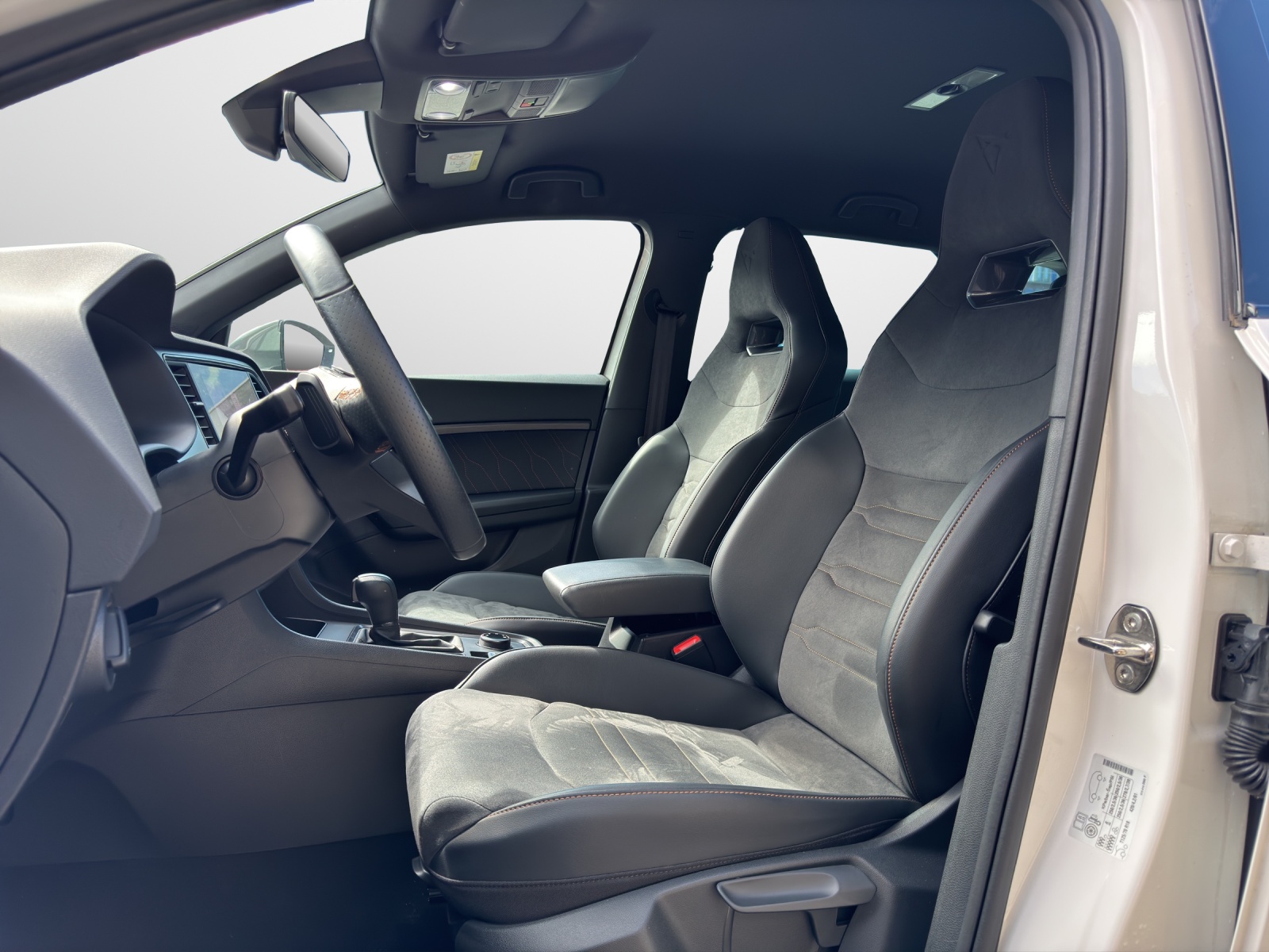 CUPRA Ateca 2.0 TSI Inicio 4Drive DSG-image-4