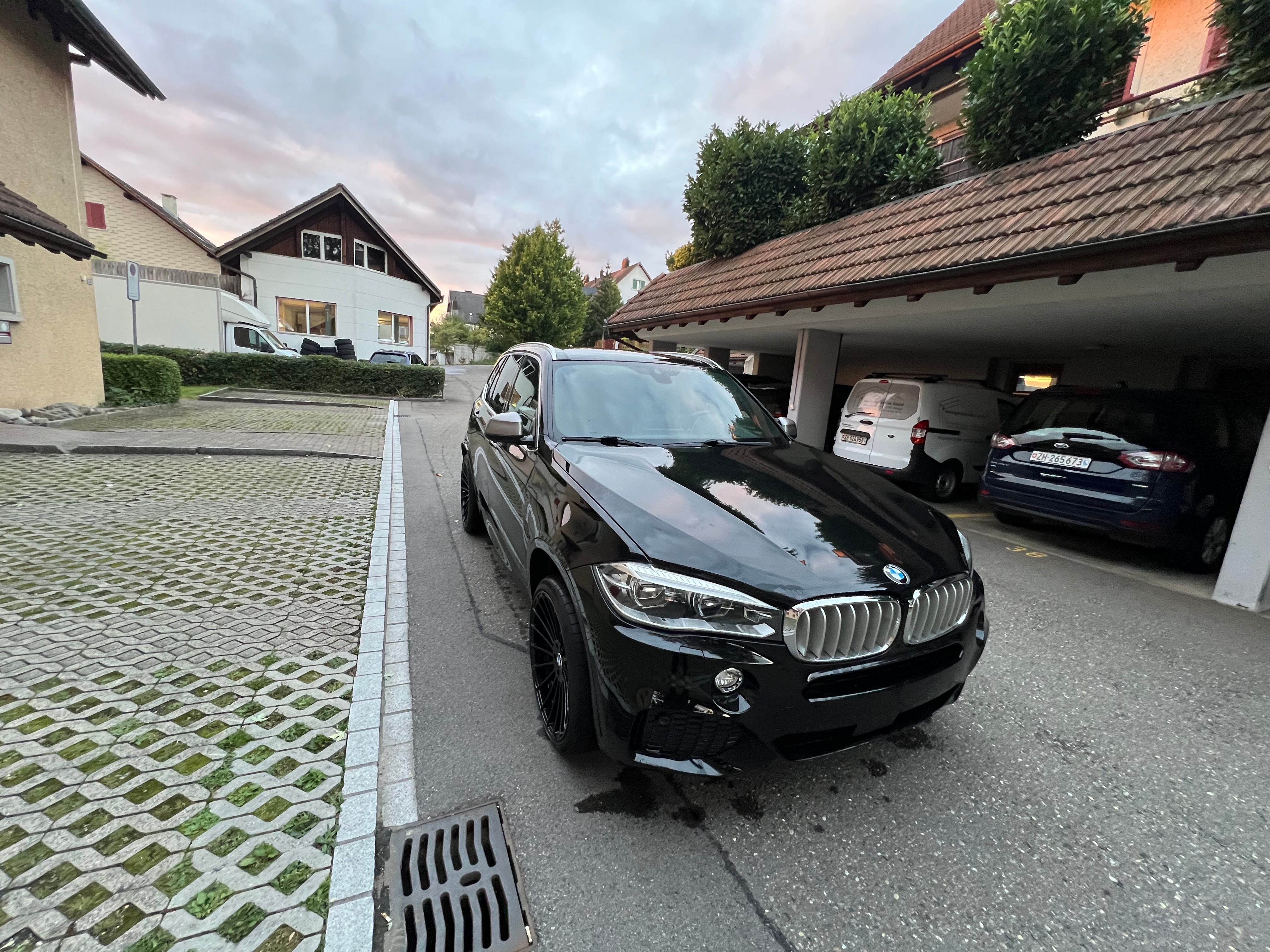 BMW X5 xDrive M50d Steptronic — slika 1