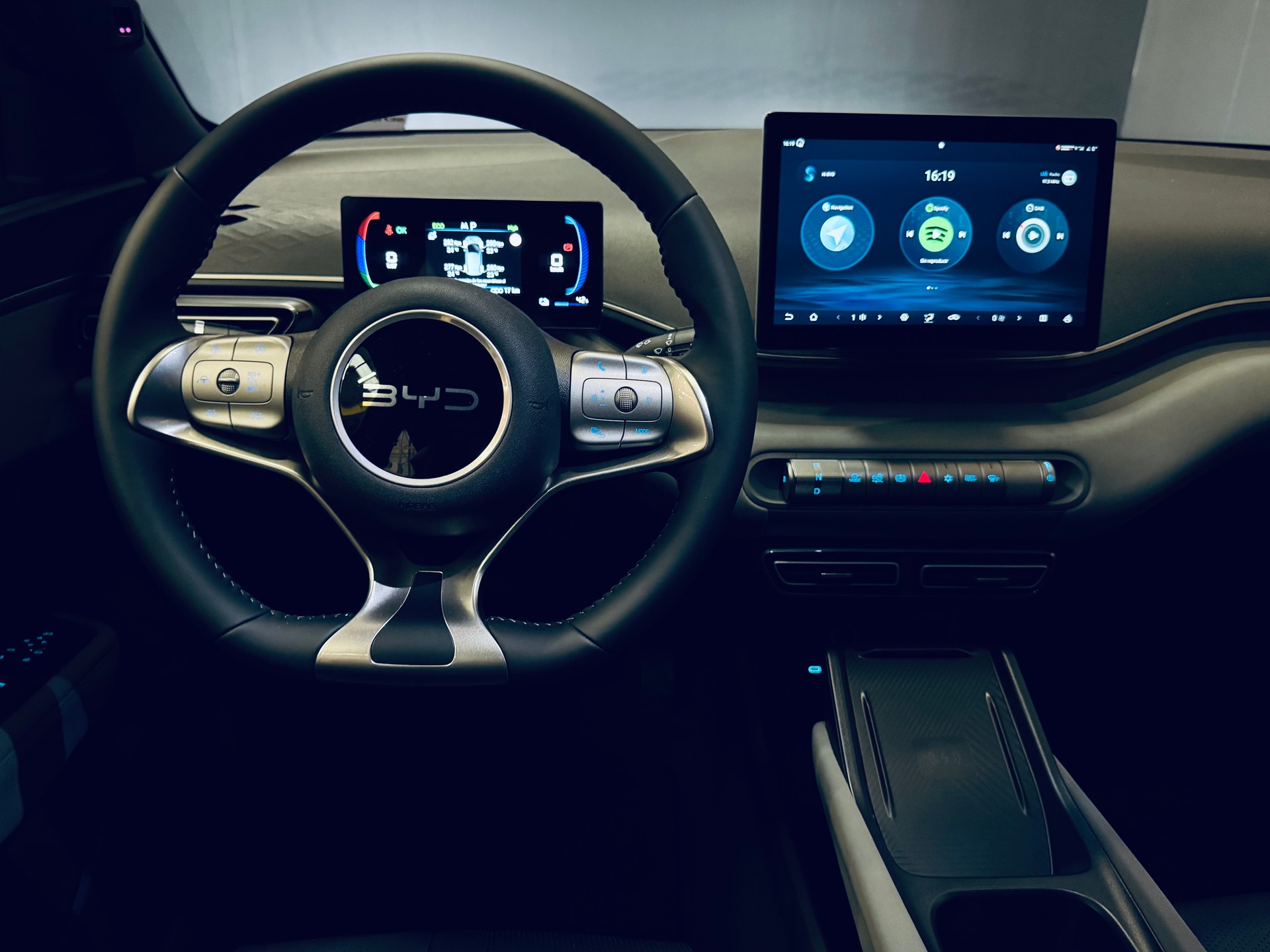 BYD Dolphin Surf 43 kWh Boost-image-13
