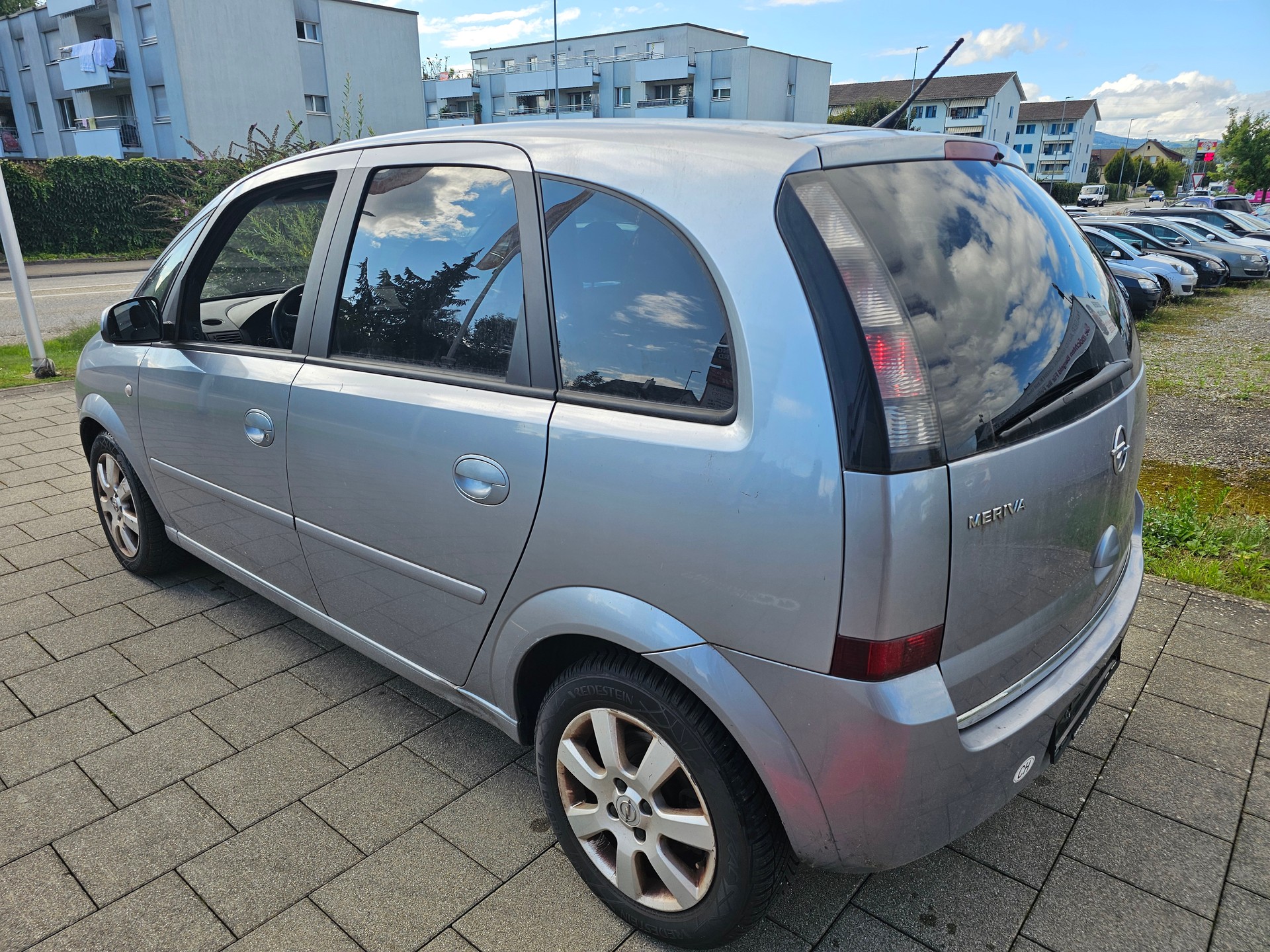 OPEL Meriva 1.8i 16V Essentia-image-7