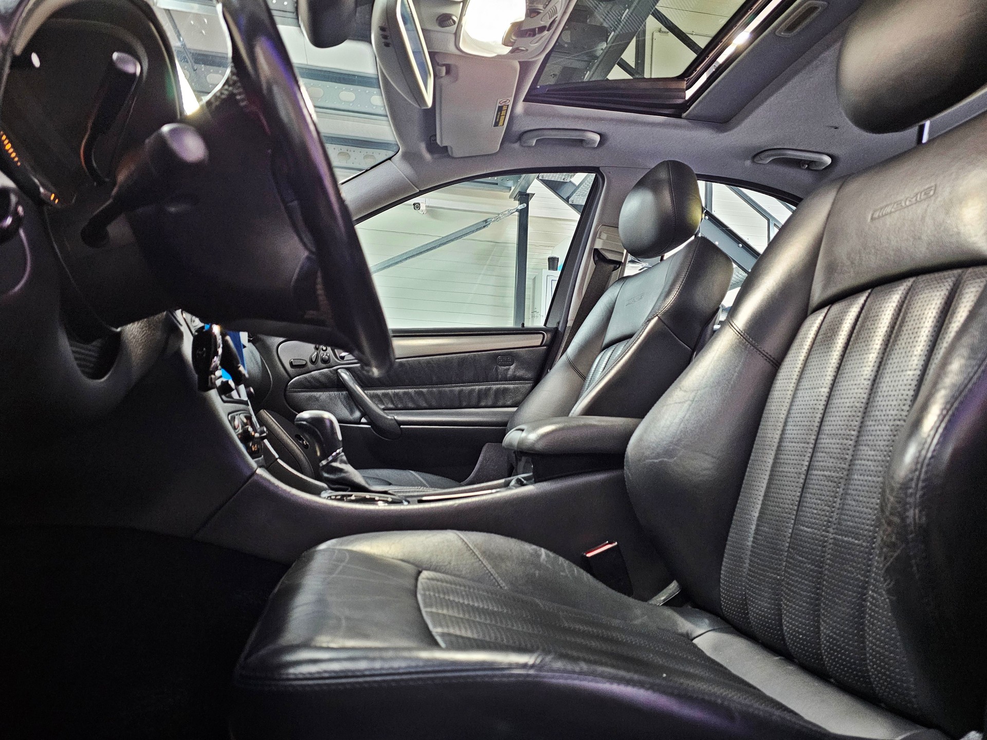 MERCEDES-BENZ C 32 AMG Automatic-image-9