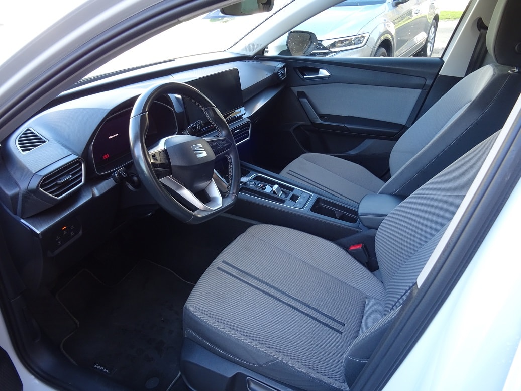 SEAT Leon ST 2.0 TDI Style DSG-image-4