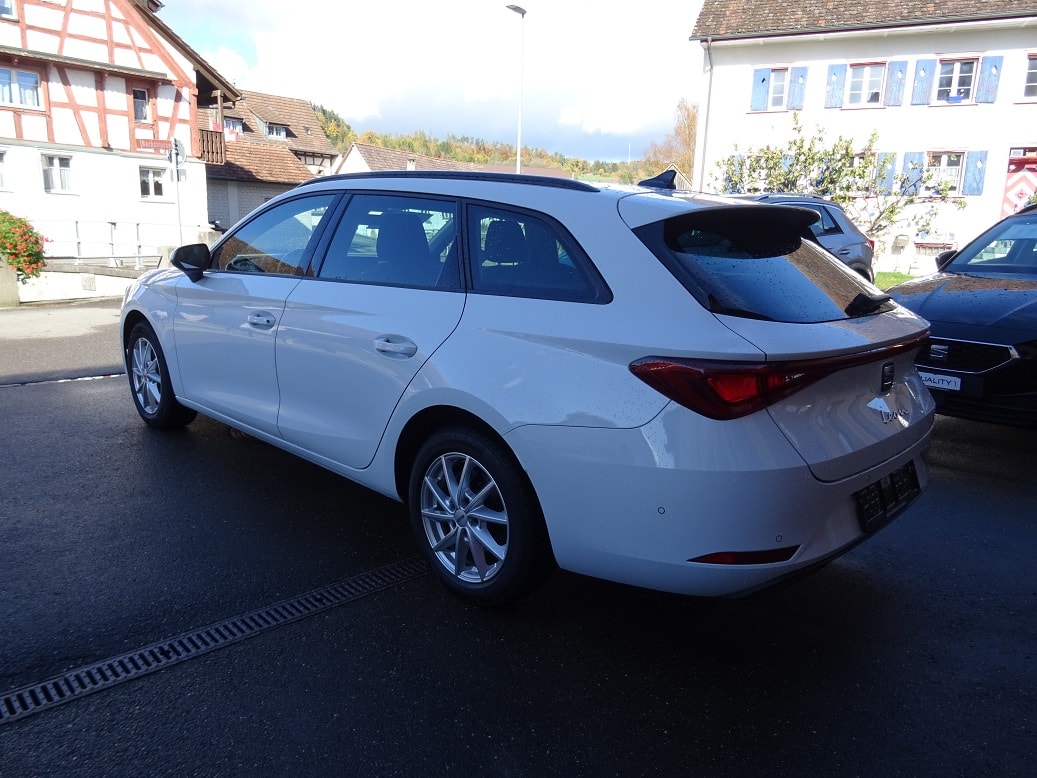 SEAT Leon ST 2.0 TDI Style DSG-showroom-element-3