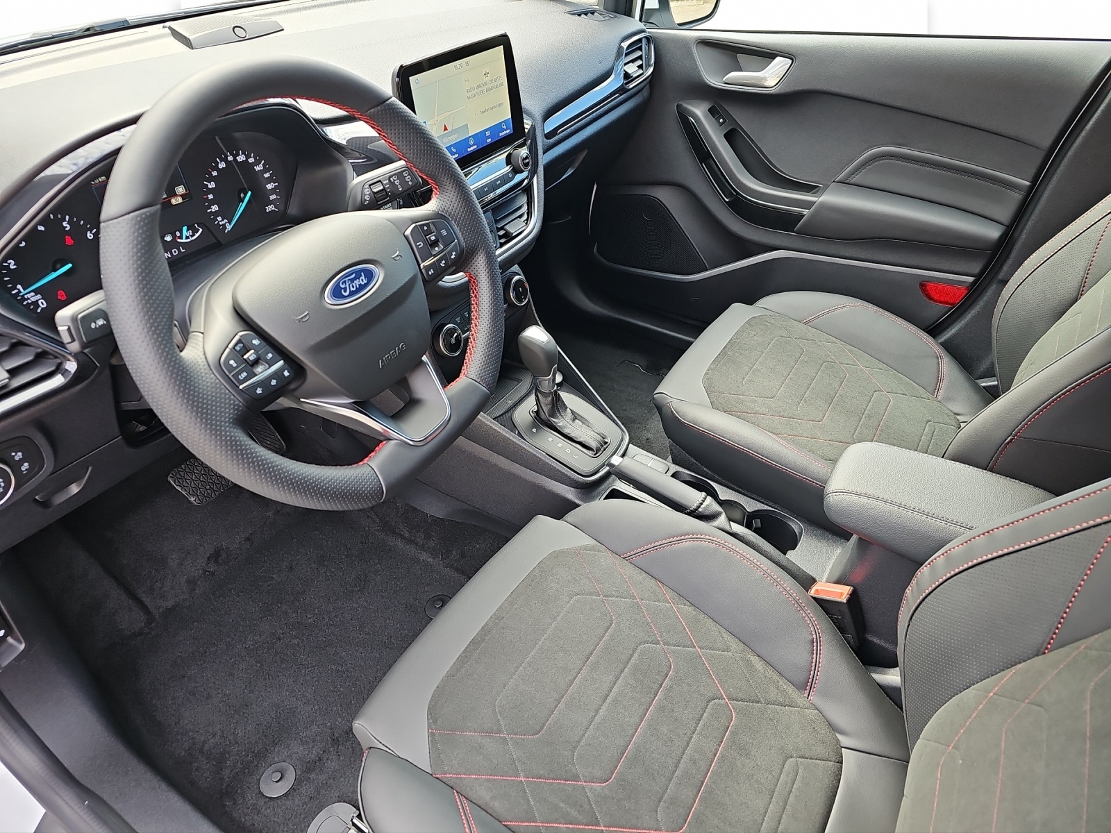 FORD Fiesta 1.0 EcoB Hybrid ST-Line X-image-3