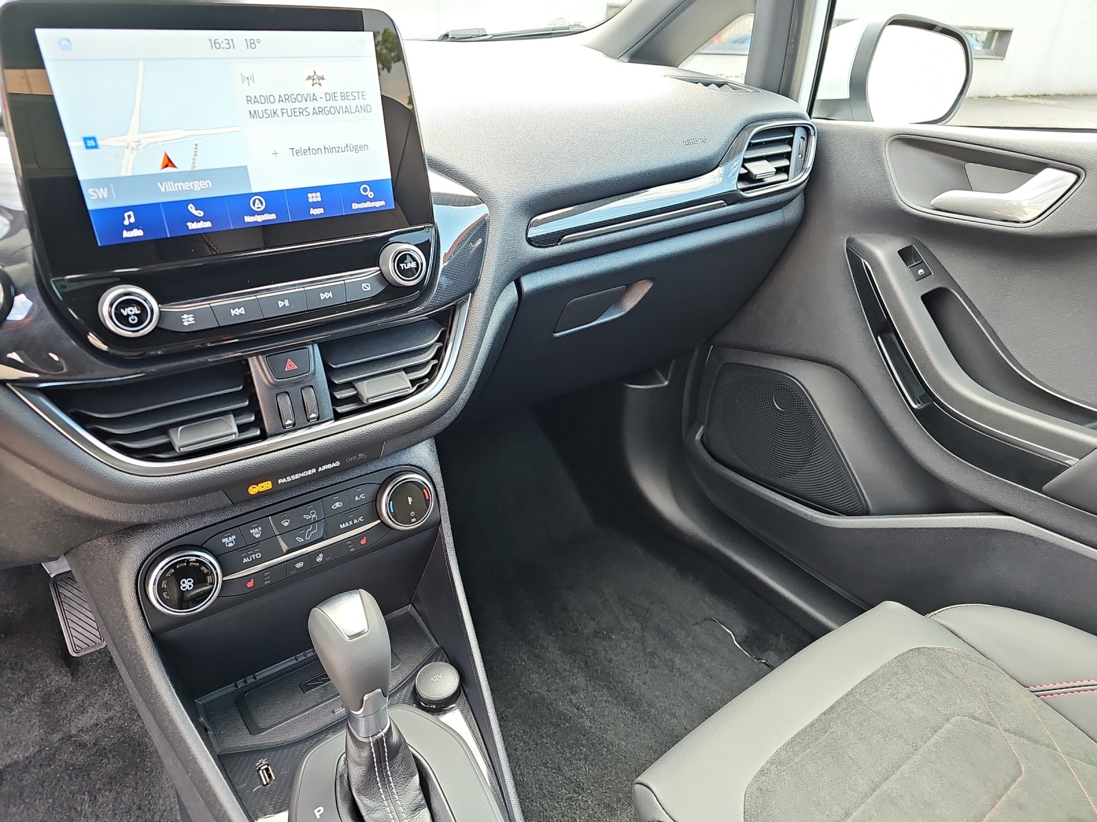 FORD Fiesta 1.0 EcoB Hybrid ST-Line X-image-5