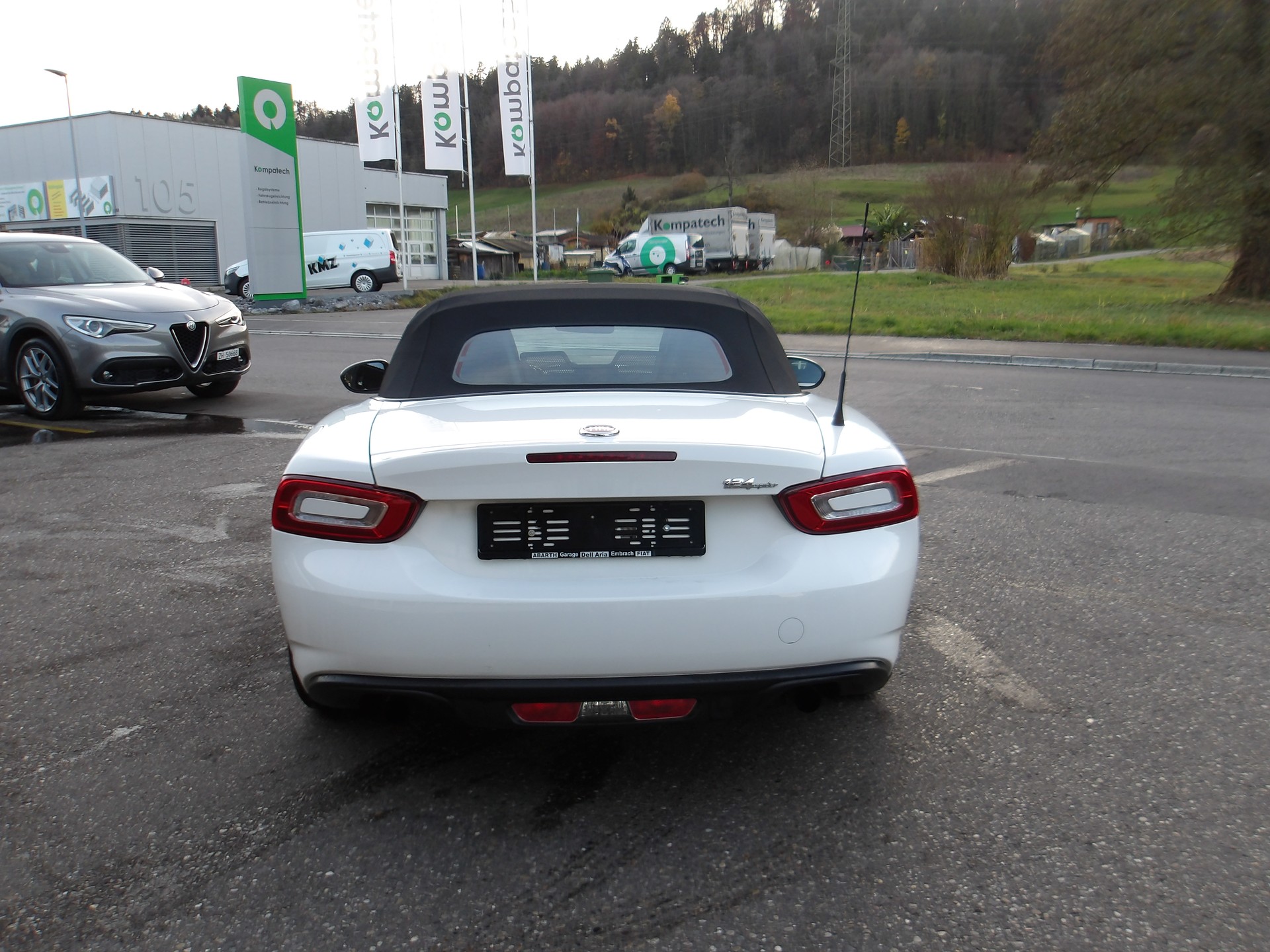 FIAT 124 Spider 1.4 TB-image-2