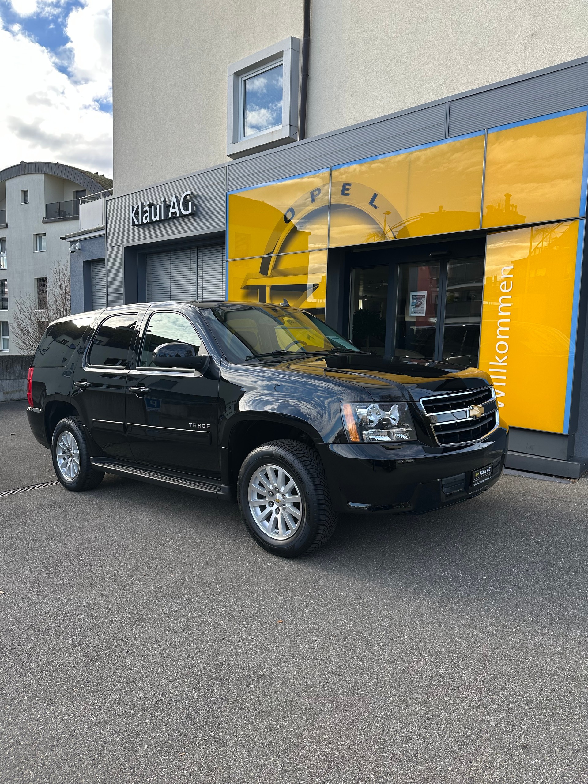 CHEVROLET Tahoe 6.0 Hybrid 4x4-image-0