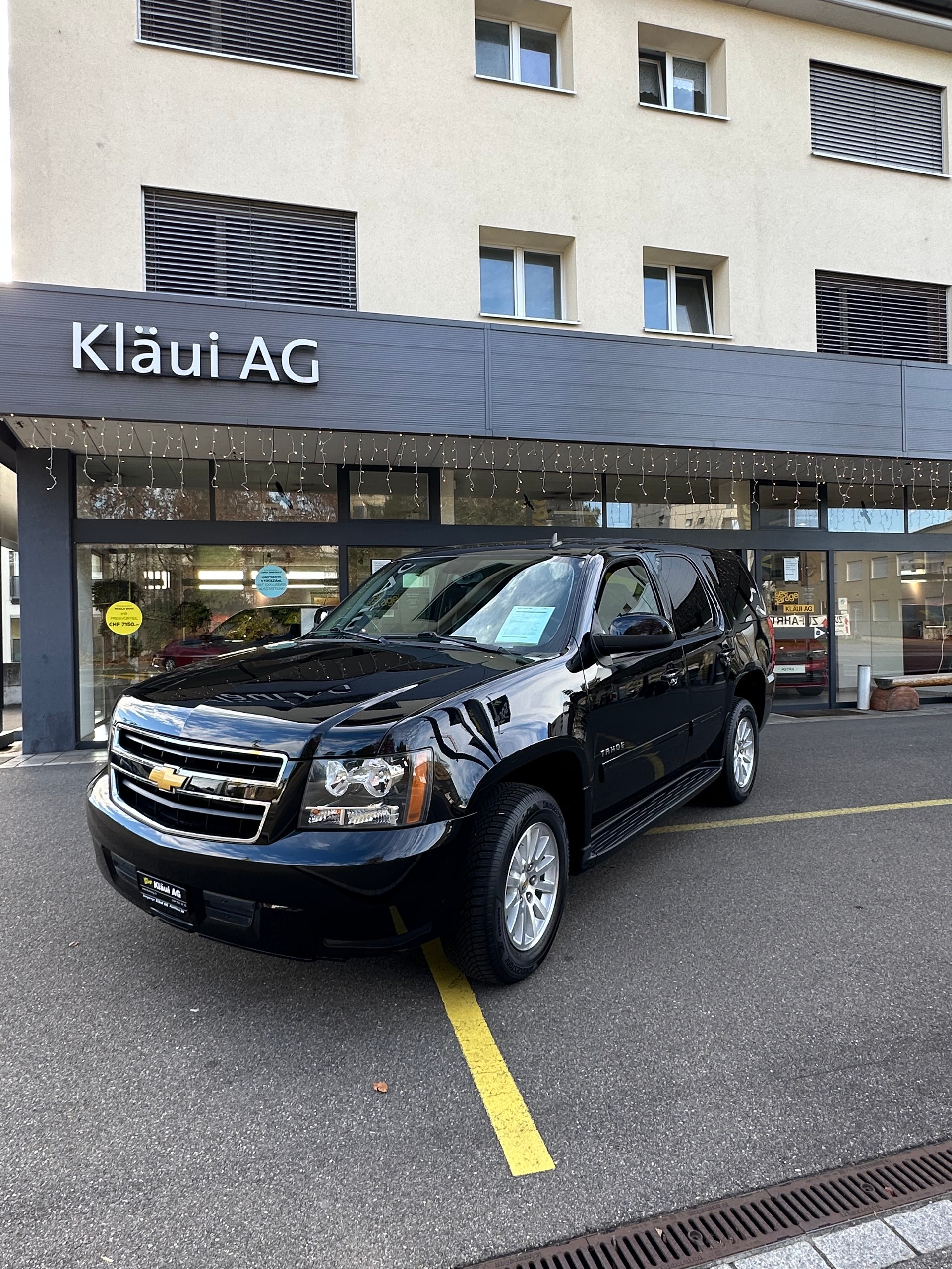 CHEVROLET Tahoe 6.0 Hybrid 4x4-image-2