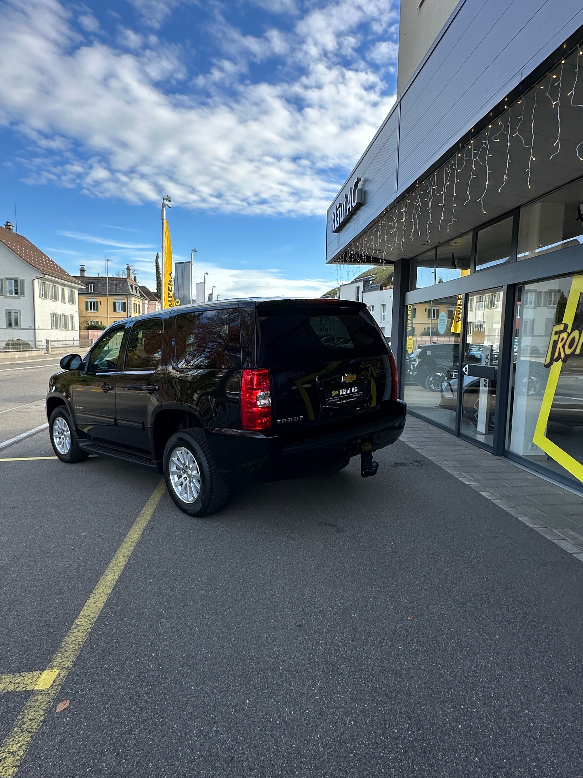 CHEVROLET Tahoe 6.0 Hybrid 4x4-image-5