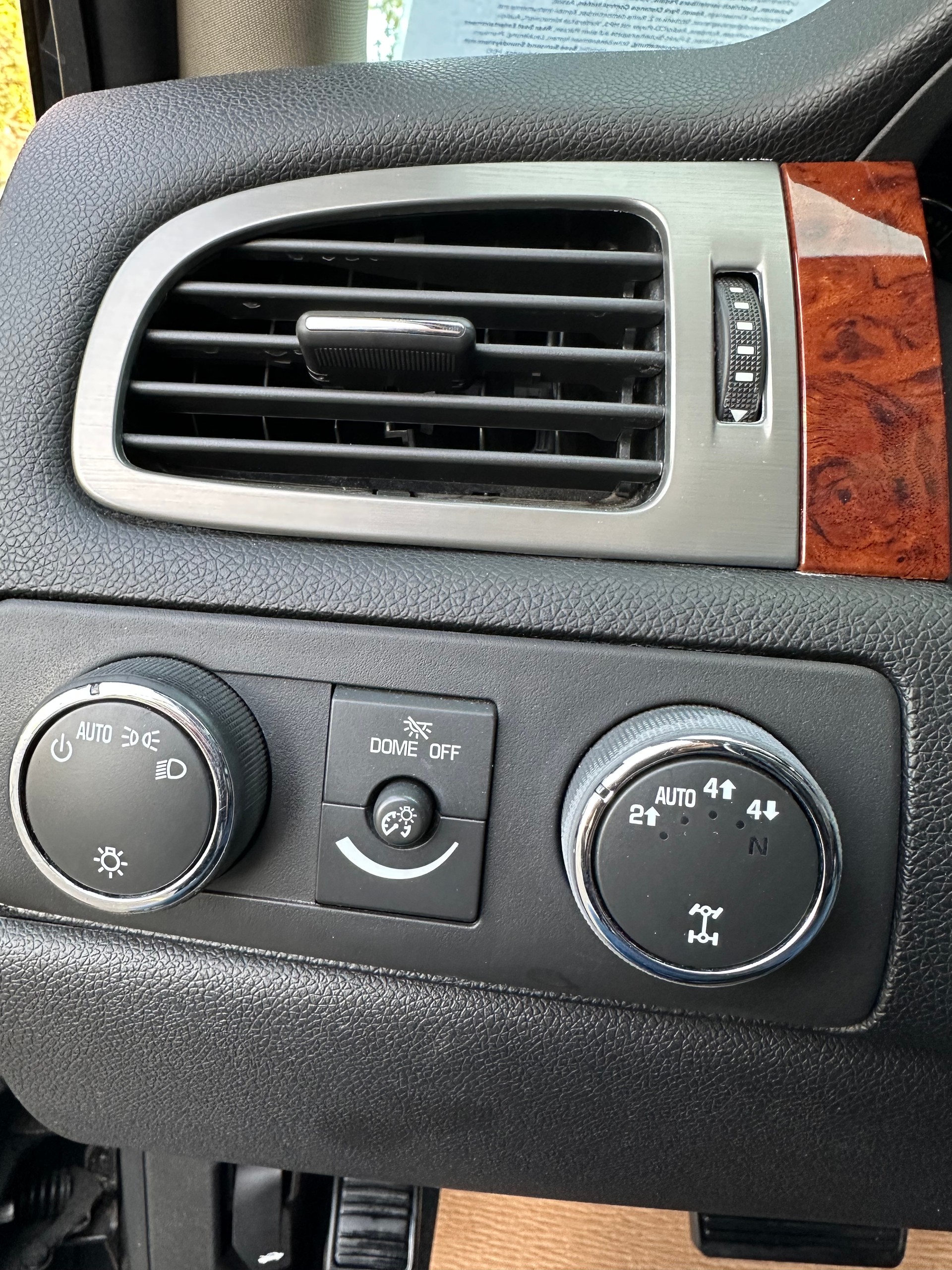 CHEVROLET Tahoe 6.0 Hybrid 4x4-image-10