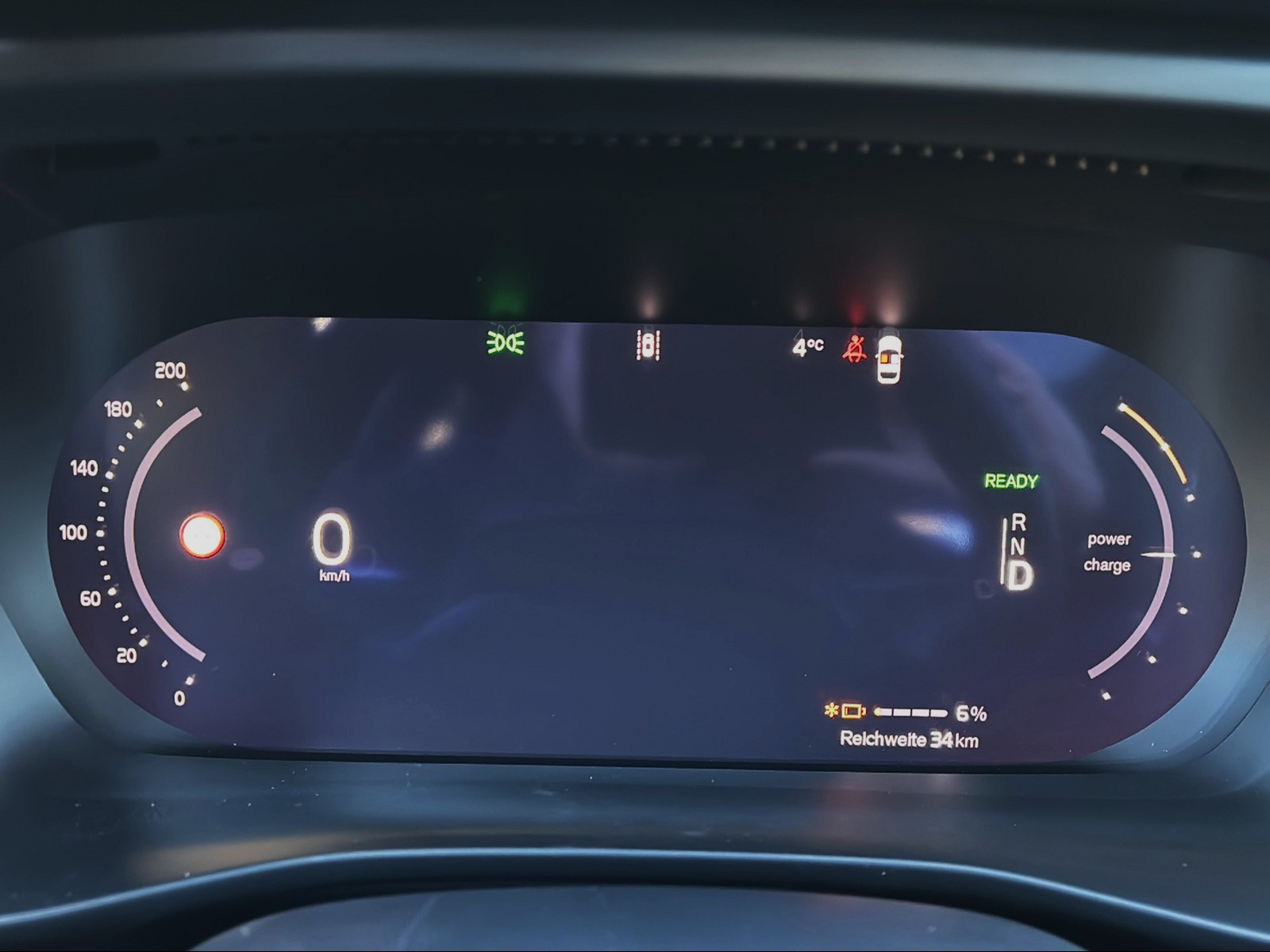 VOLVO EX40 82kWh Twin Motor Performance AWD Ultra-image-11