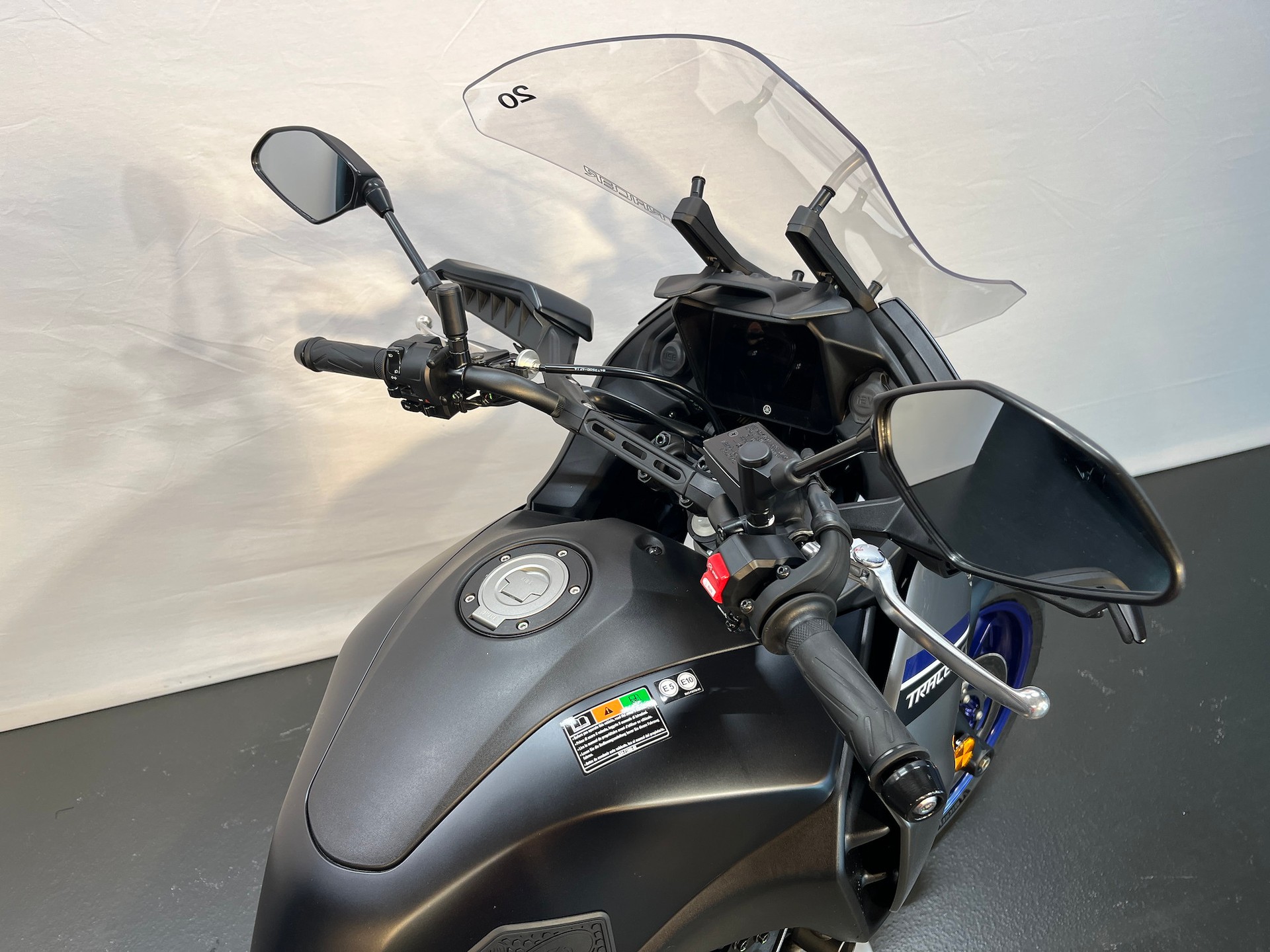 YAMAHA Tracer 7 GT-showroom-element-1