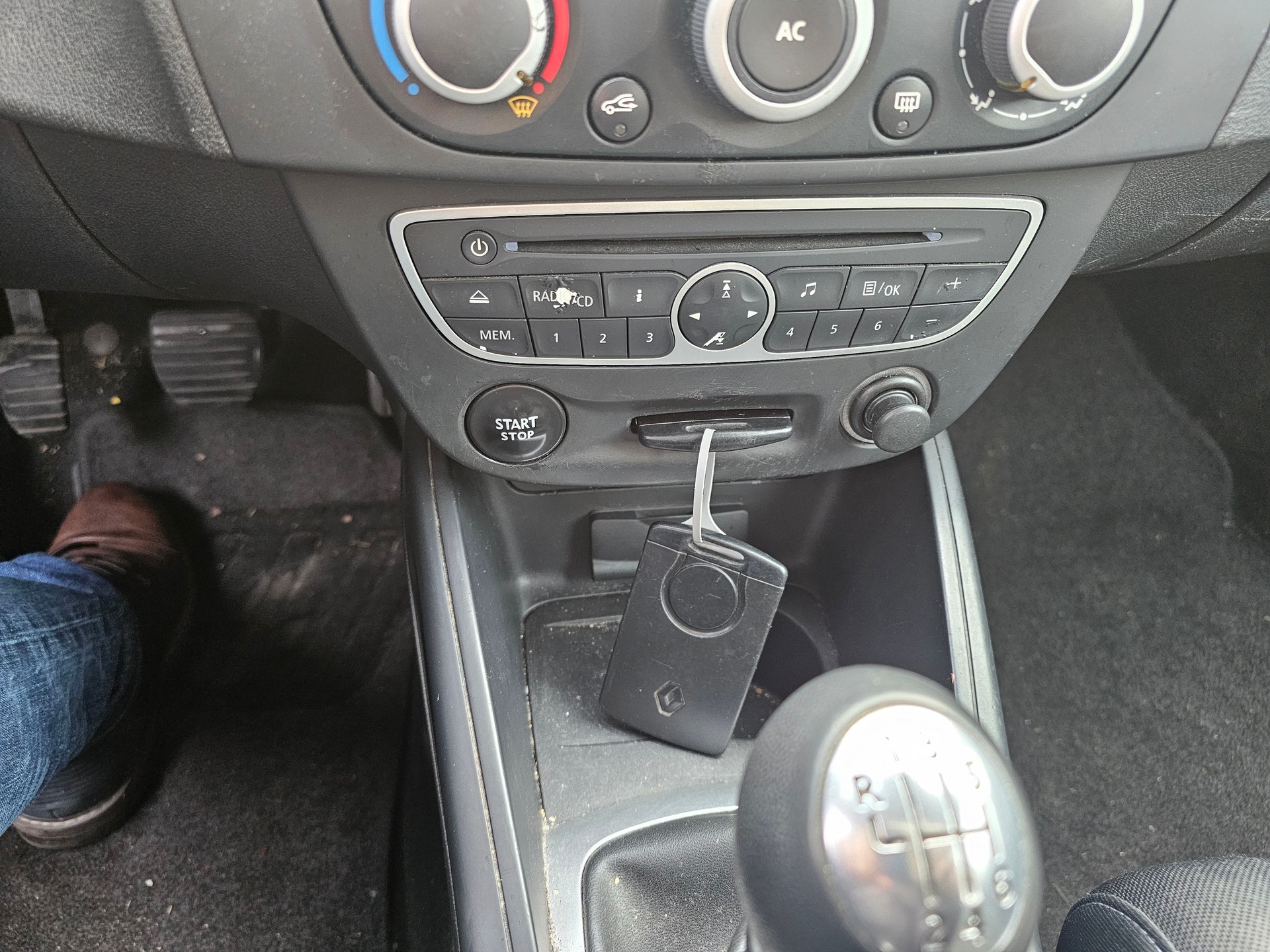 RENAULT Mégane Grandtour 1.5 dCi Dynamique-image-9