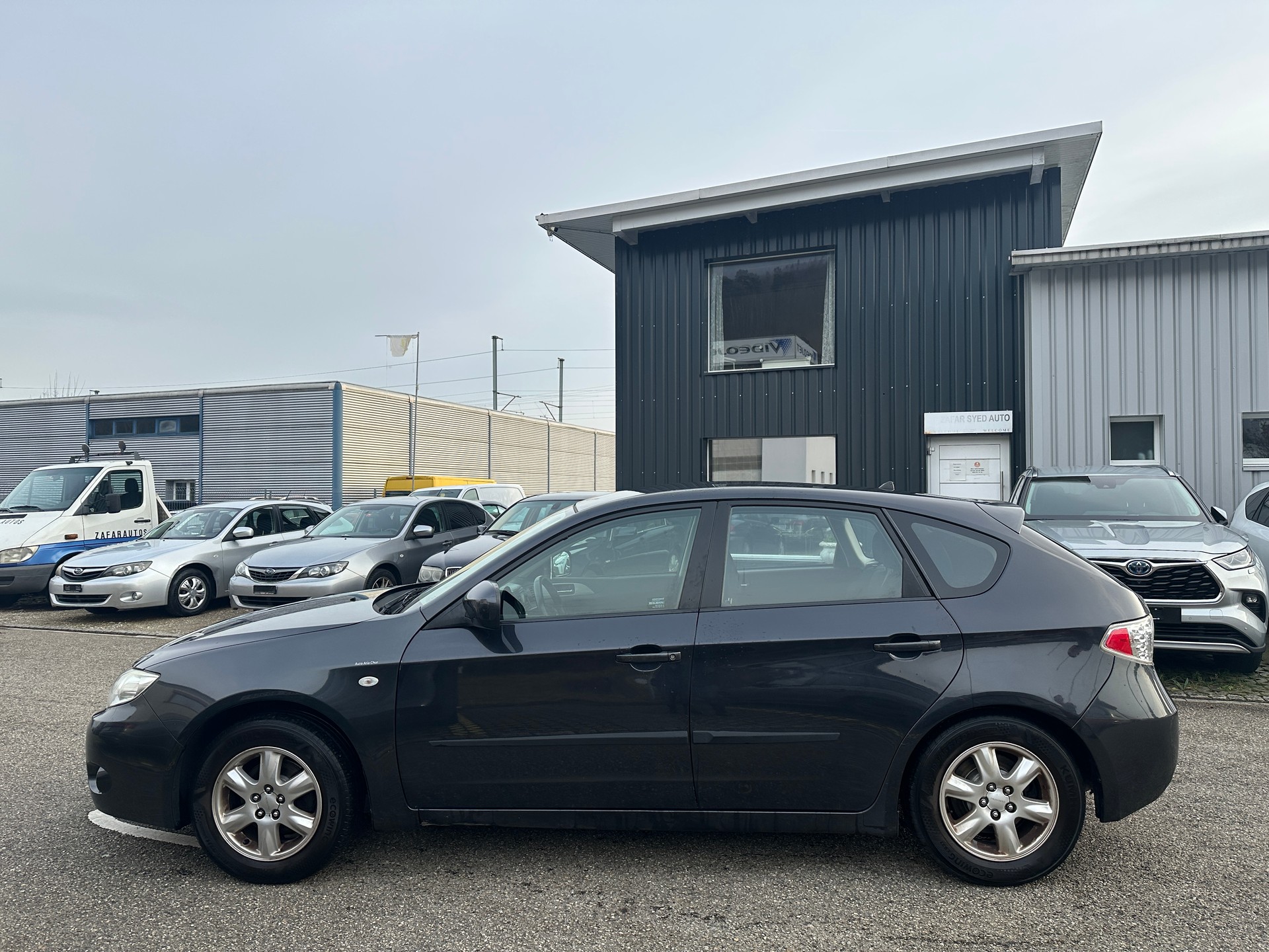 SUBARU Impreza 2.0R Comfort S-image-6