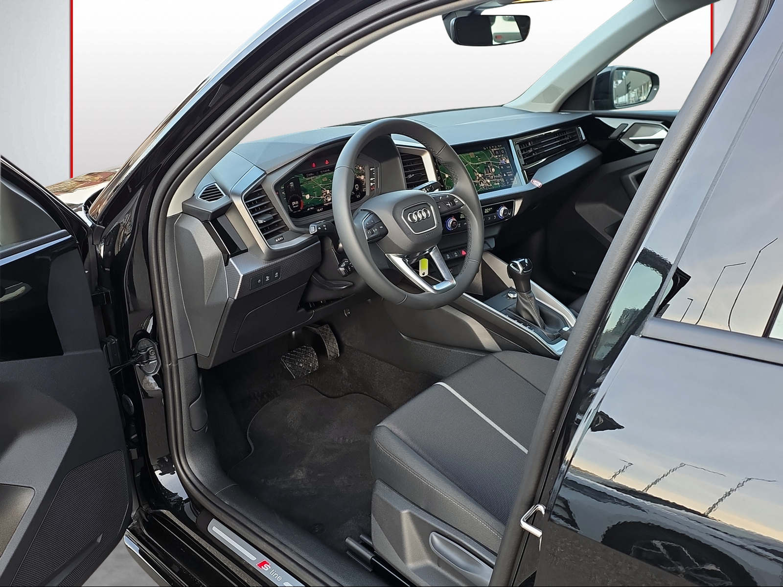 AUDI A1 Sportback 30 TFSI S Line Attraction S-tronic-image-5