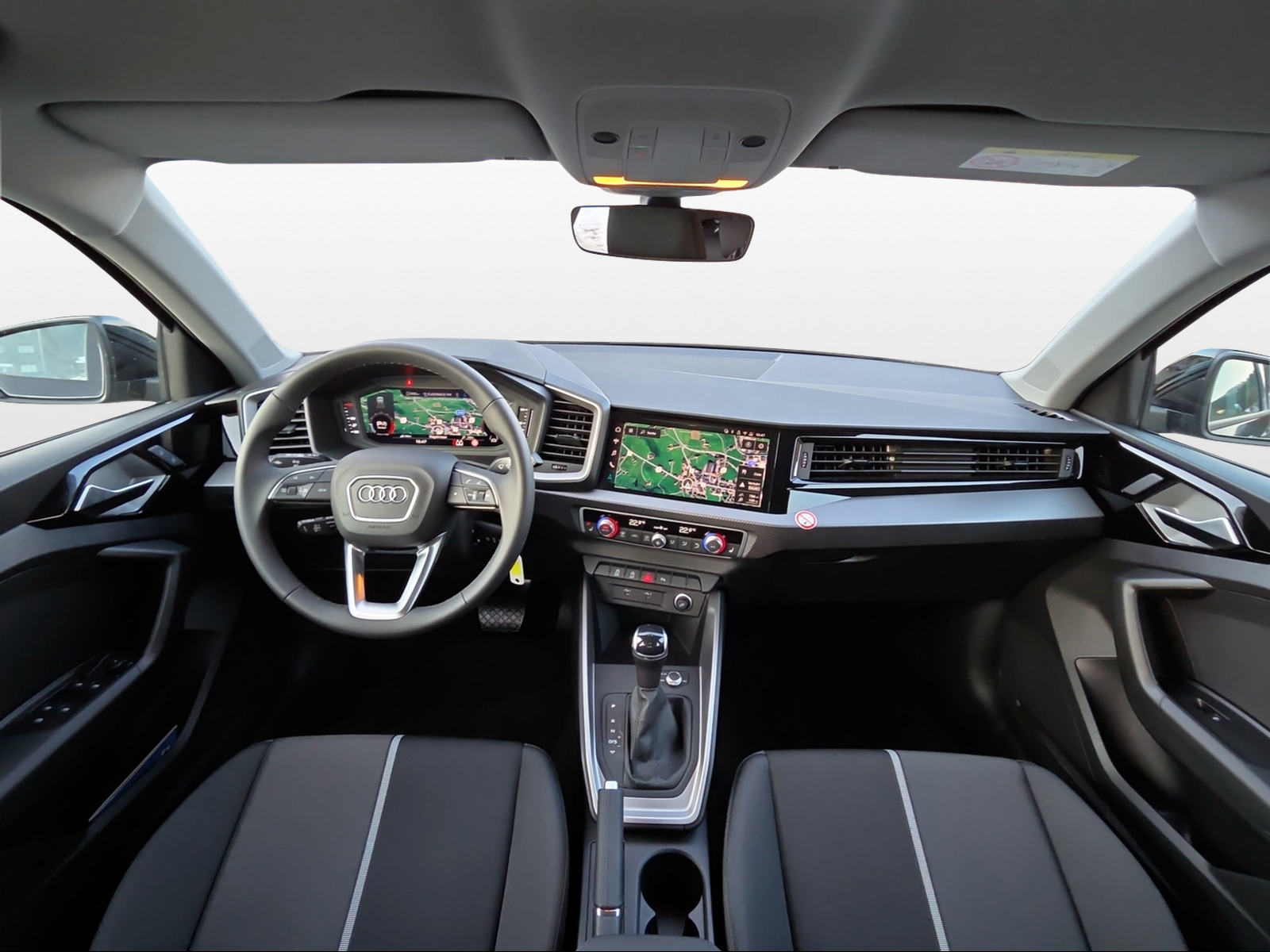 AUDI A1 Sportback 30 TFSI S Line Attraction S-tronic-image-3