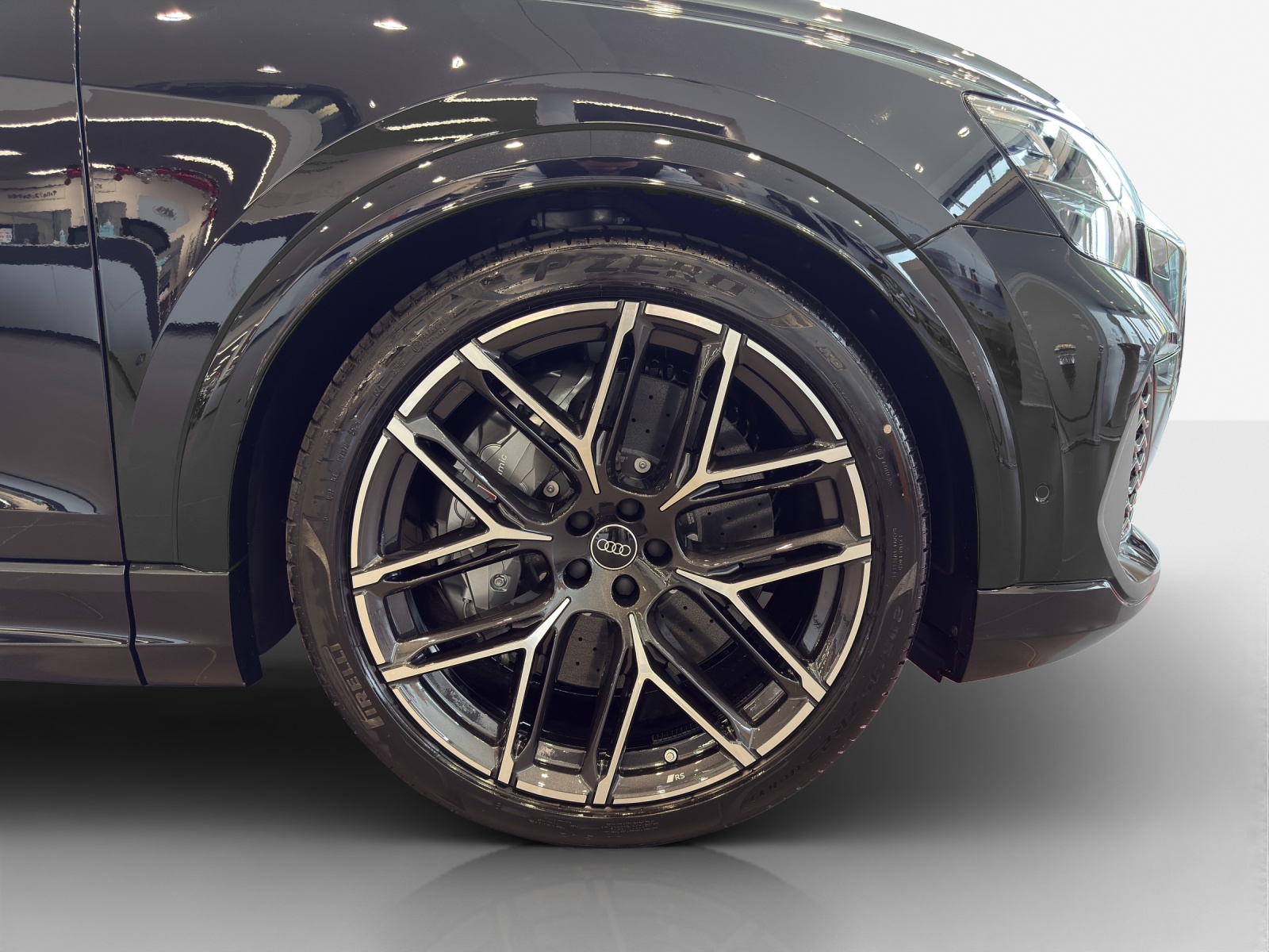AUDI RSQ8 performance quattro-image-14