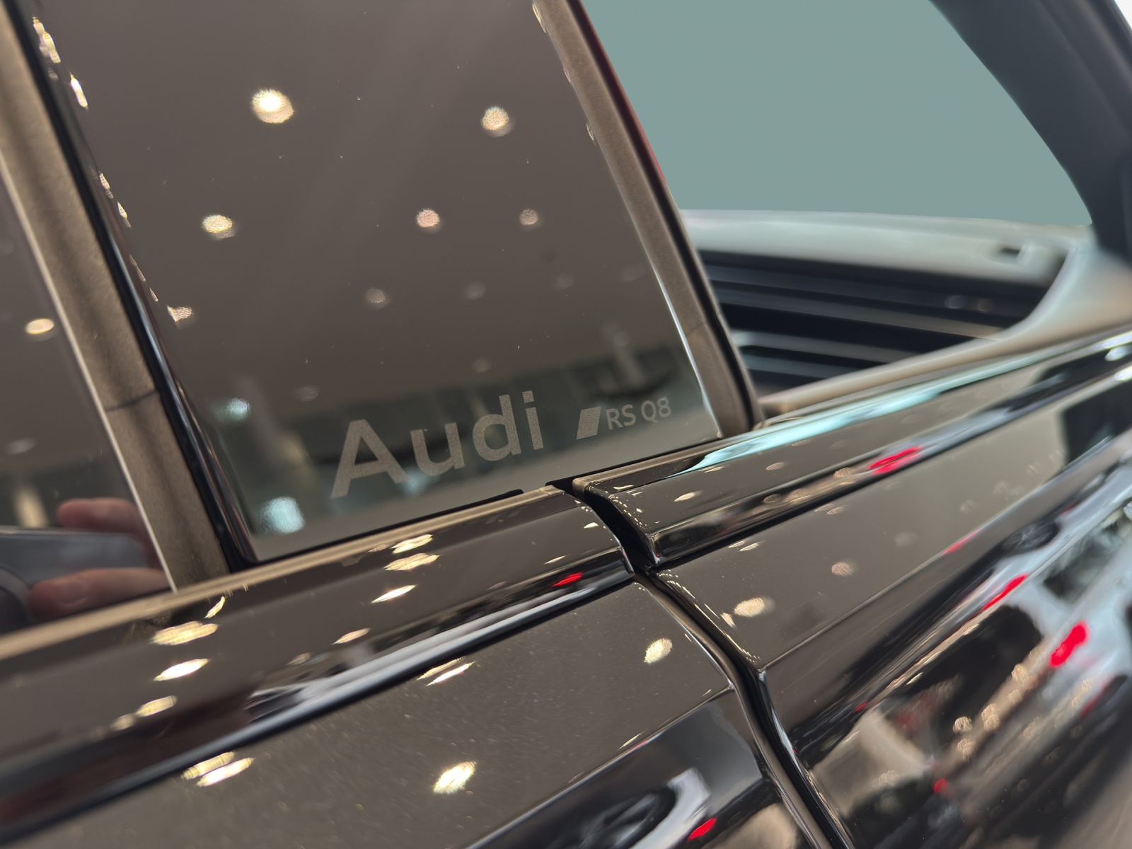 AUDI RSQ8 performance quattro-image-15