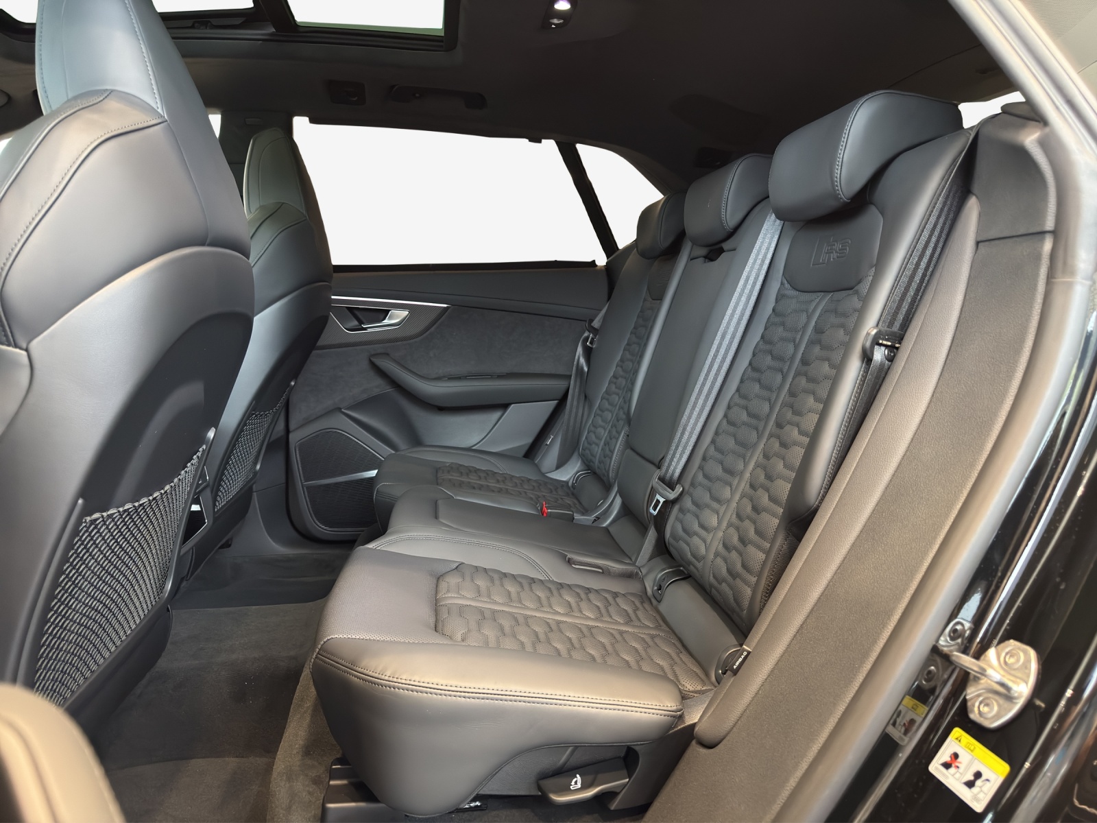 AUDI RSQ8 performance quattro-image-11