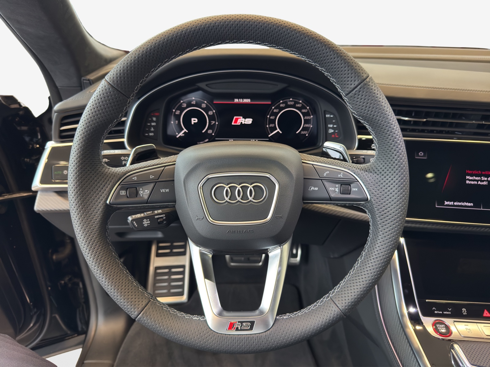 AUDI RSQ8 performance quattro-image-9