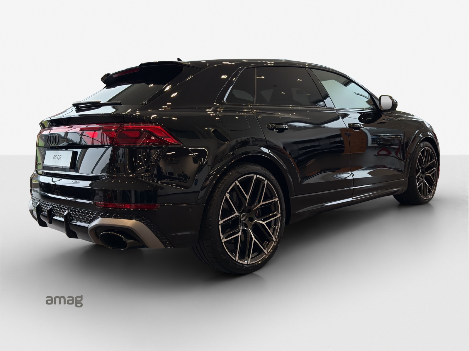AUDI RSQ8 performance quattro-image-4