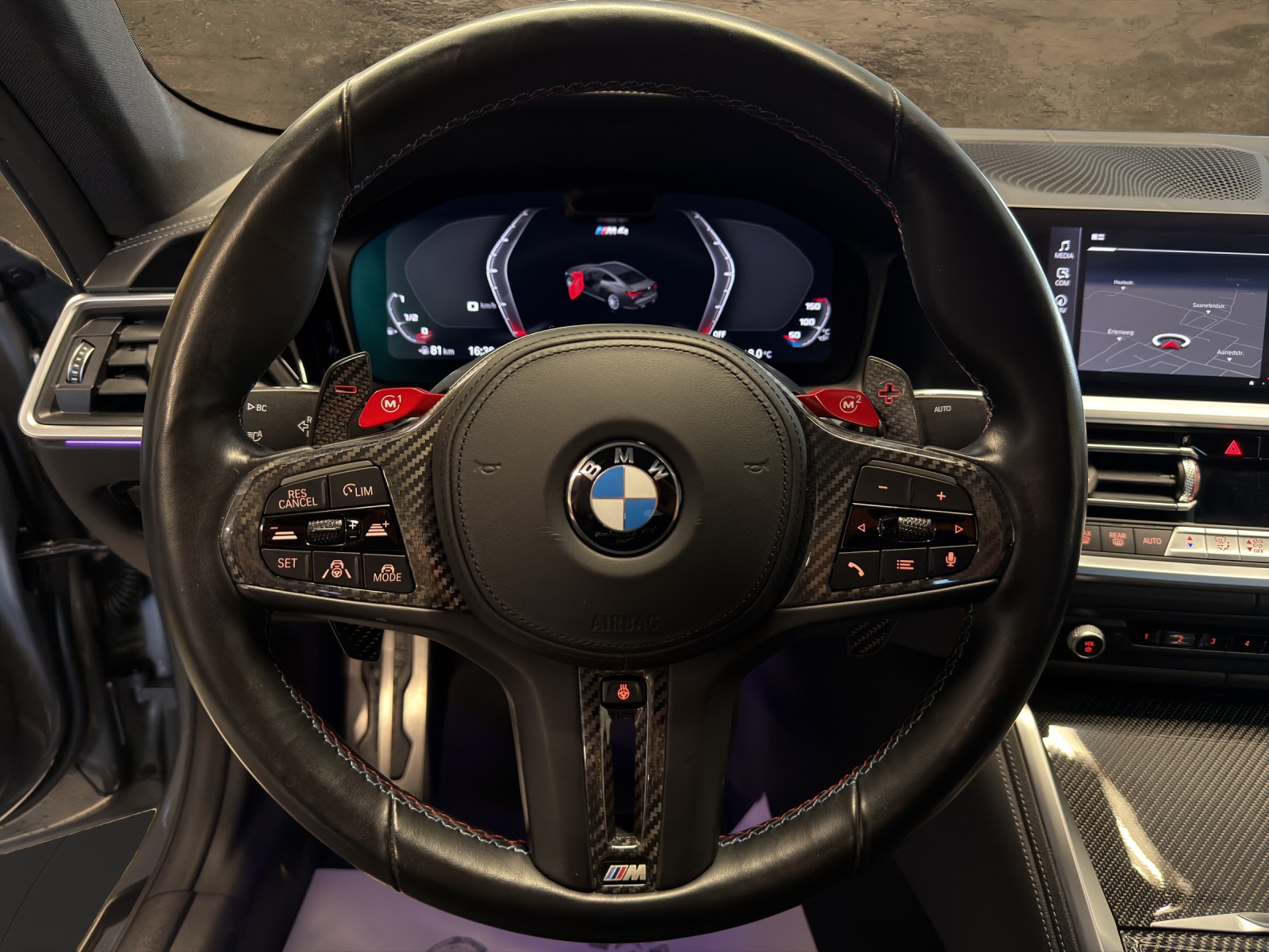 BMW M4 Coupé Competition M xDrive-image-8