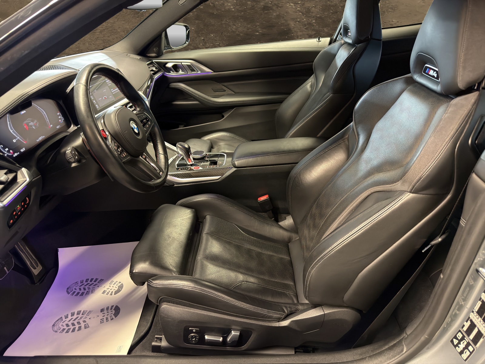 BMW M4 Coupé Competition M xDrive-image-12
