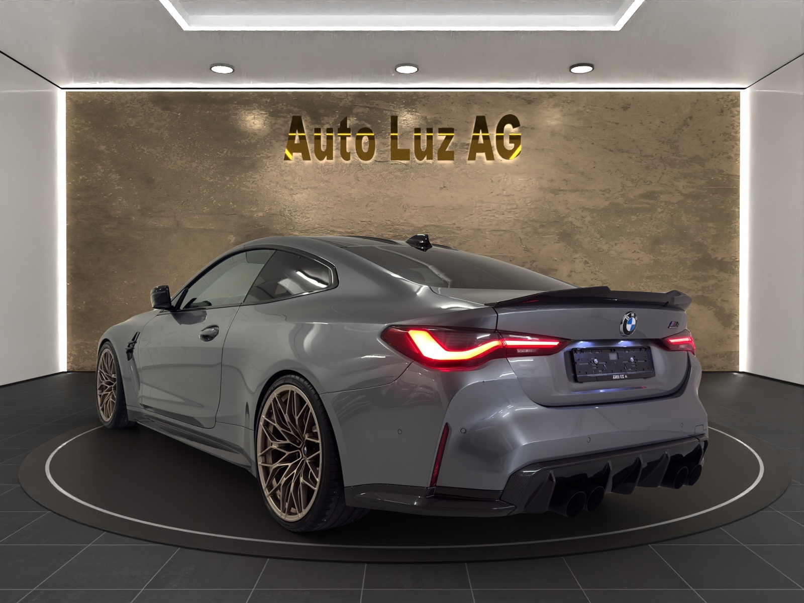 BMW M4 Coupé Competition M xDrive-image-4