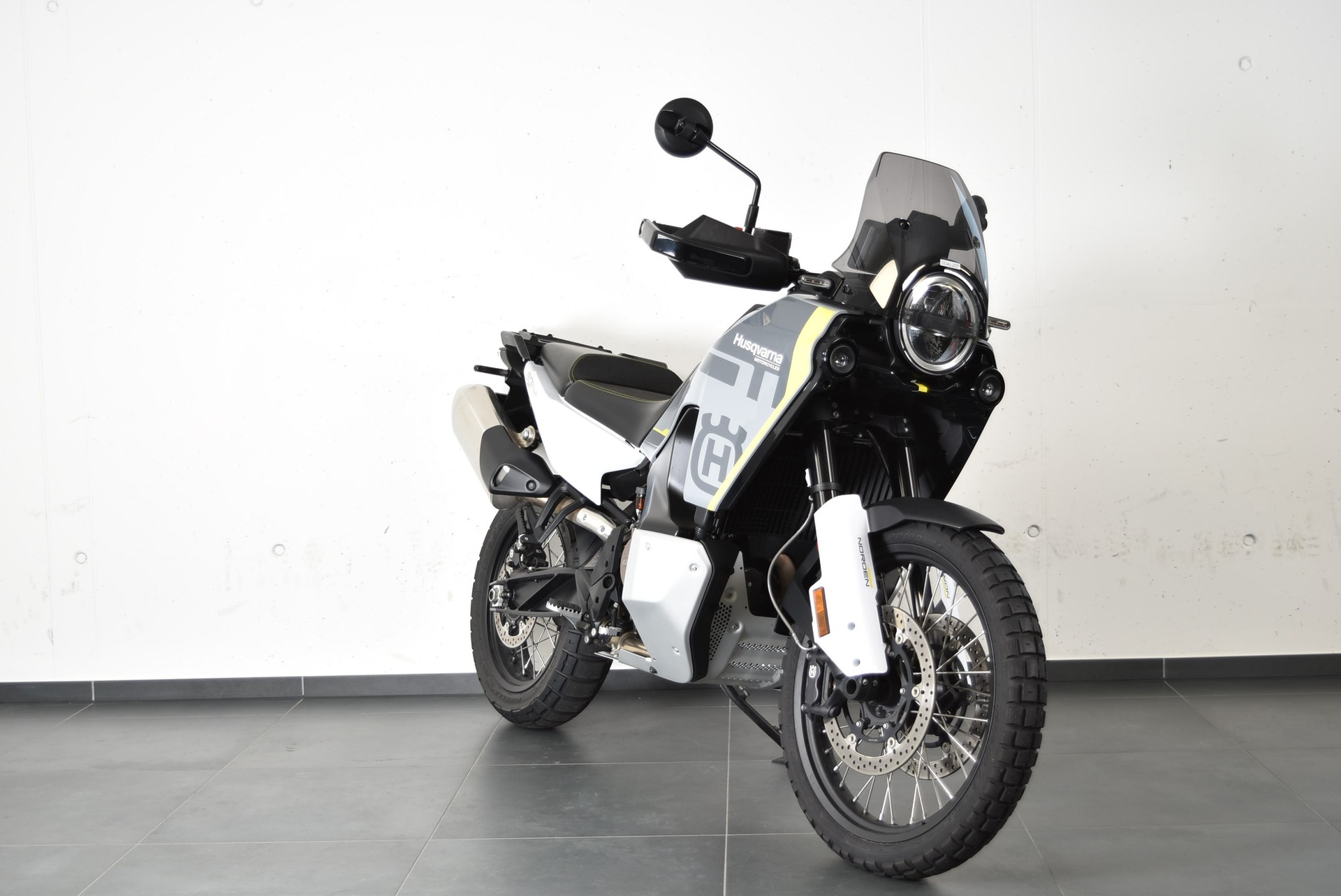 HUSQVARNA NORDEN 901-showroom-element-2