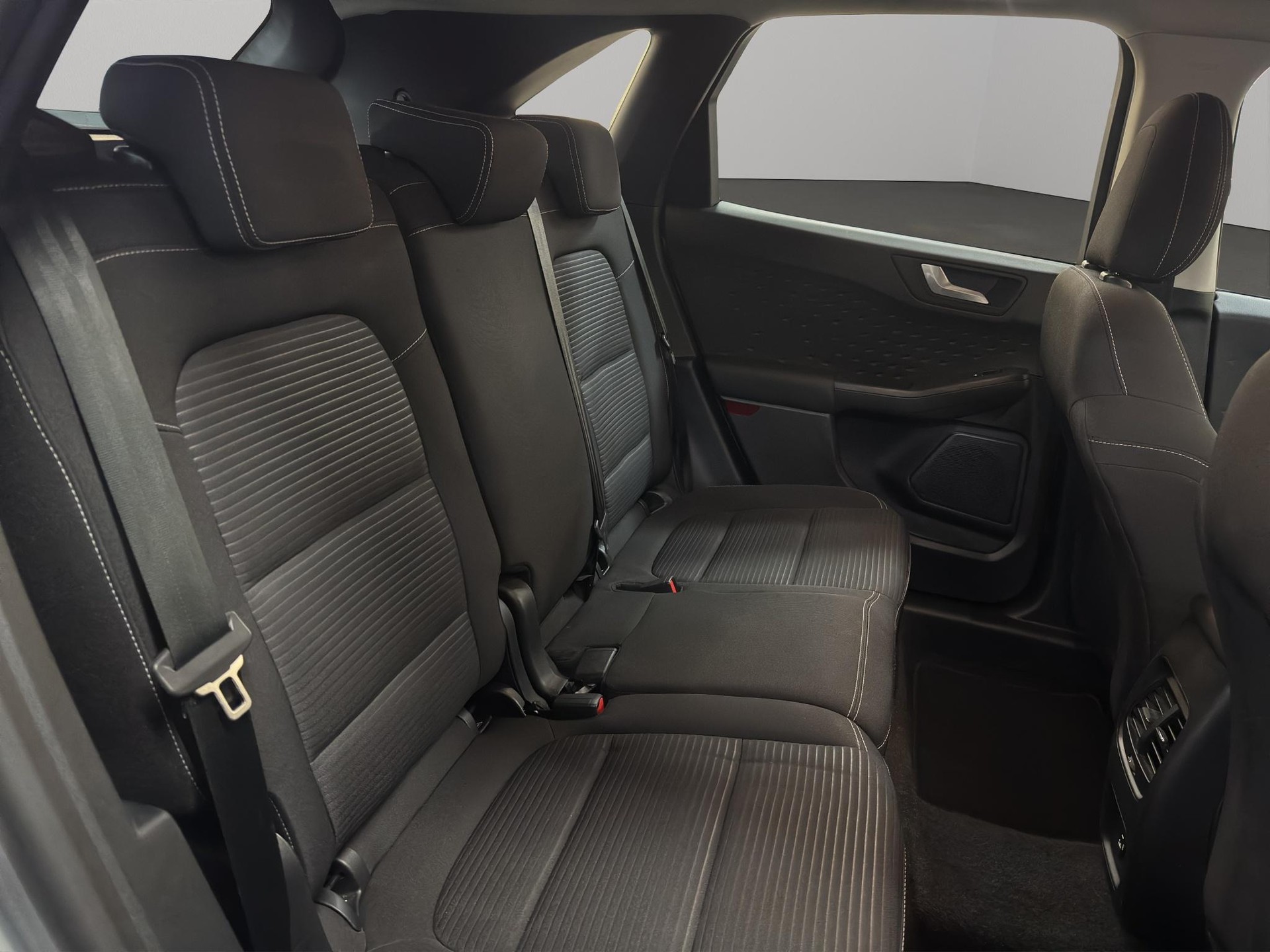 FORD Kuga 2.0 EcoBlue Titanium 4x4-image-10