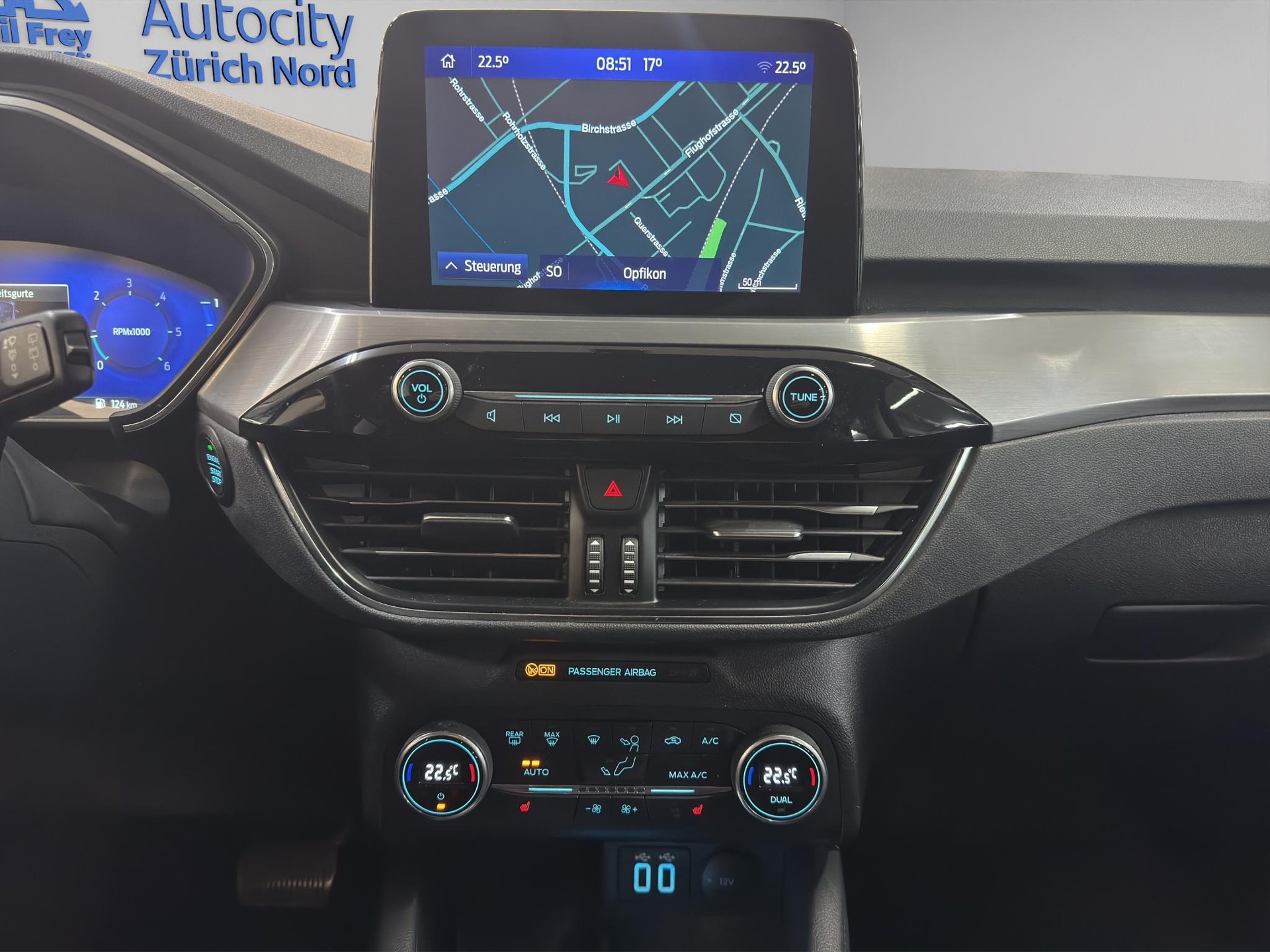 FORD Kuga 2.0 EcoBlue Titanium 4x4-image-9