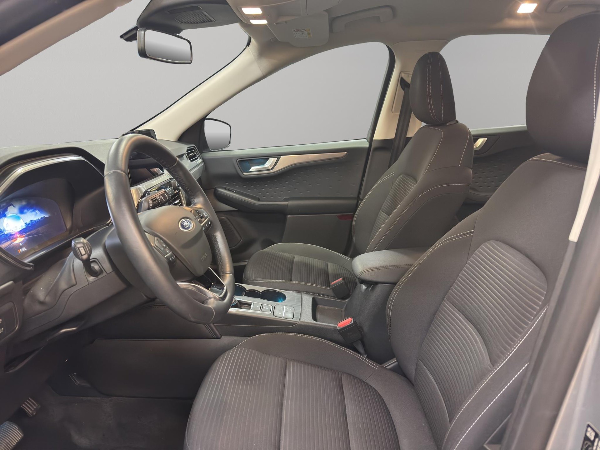 FORD Kuga 2.0 EcoBlue Titanium 4x4-image-7