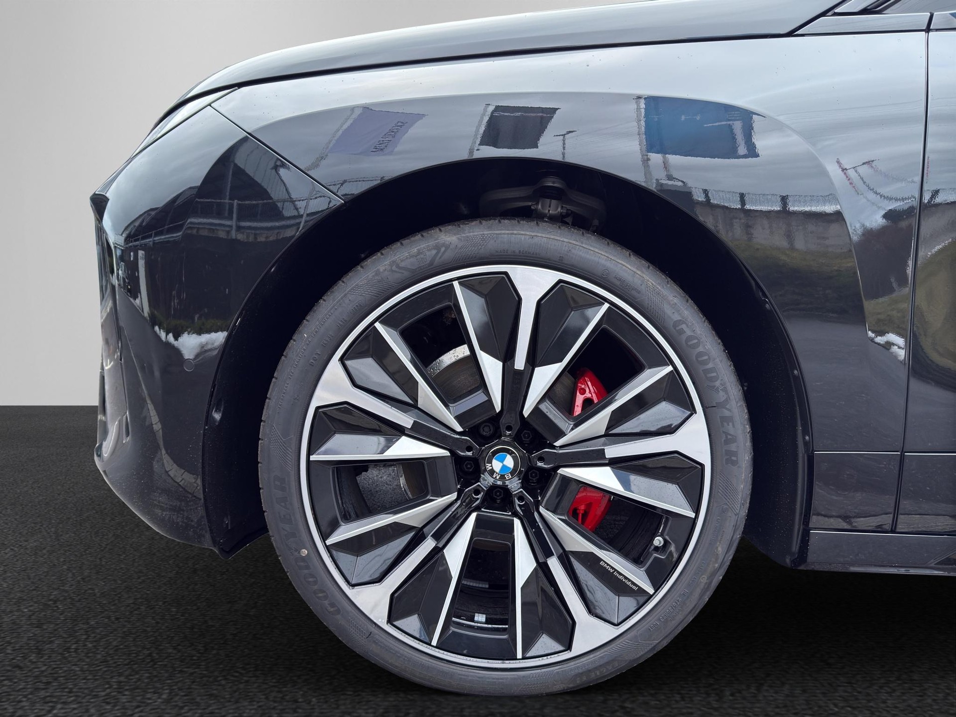 BMW iX xDrive45 M Sport Pro-image-7