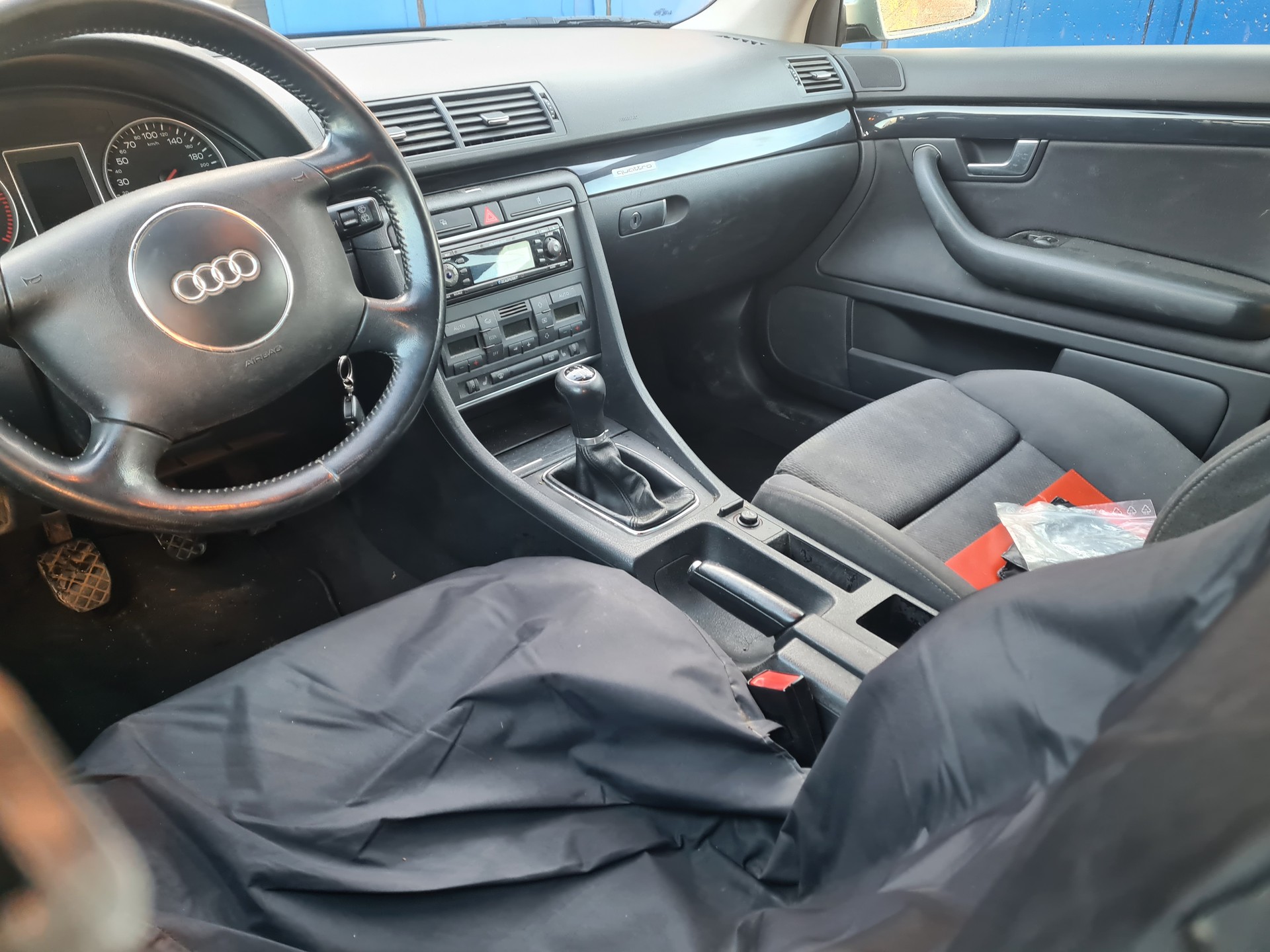 AUDI A4 Avant 2.5 TDI quattro-image-6