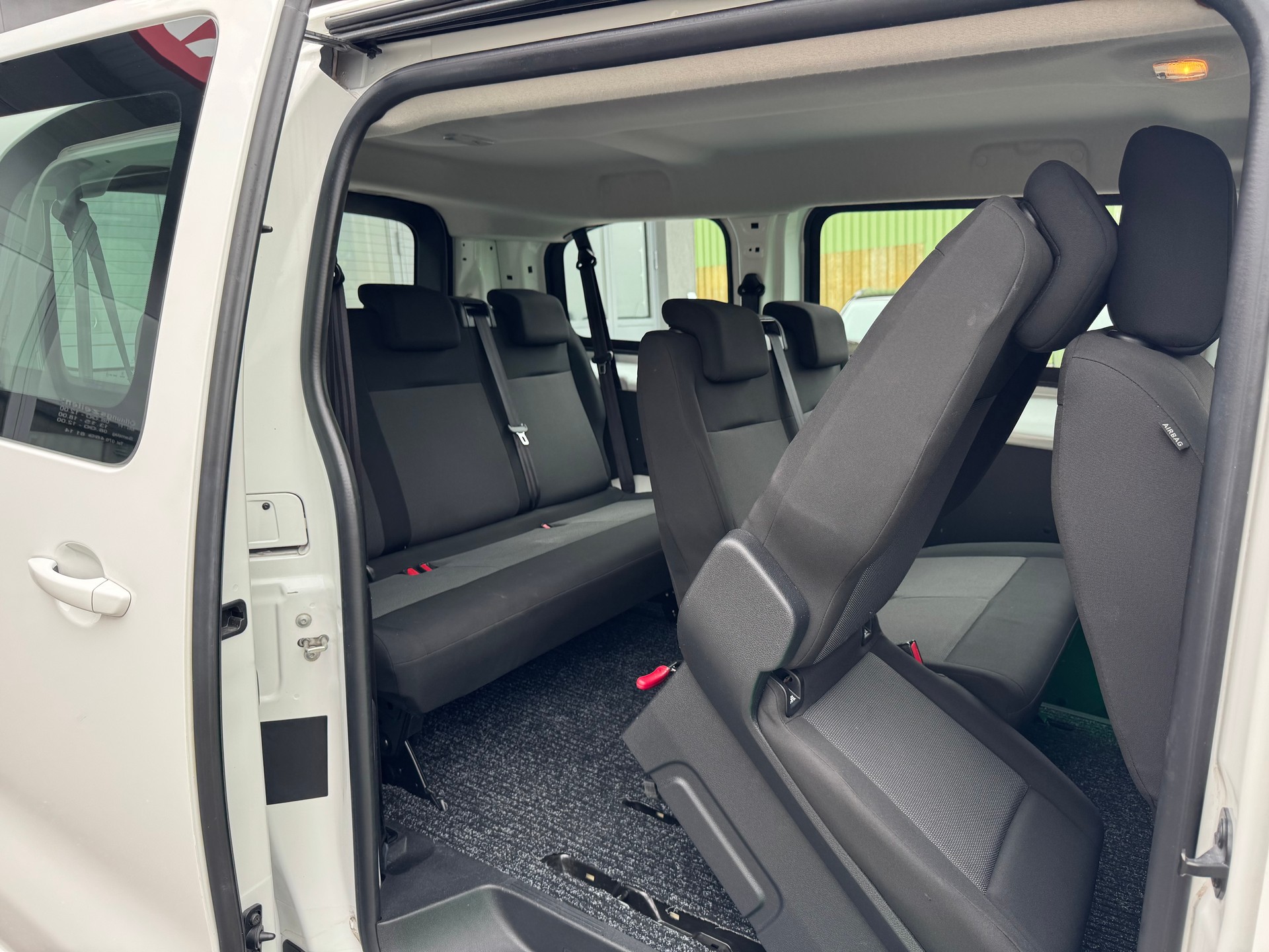 OPEL Vivaro Combi 2.0 CDTI Essentia s/s M-image-15
