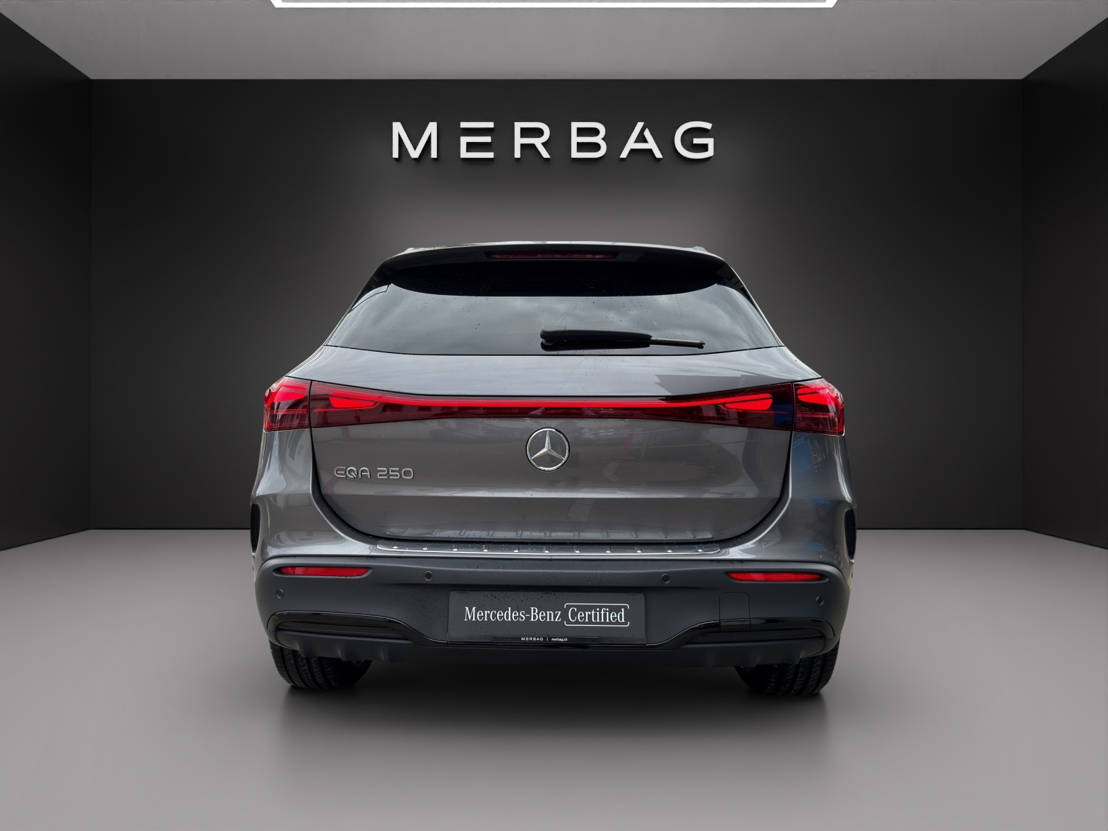 MERCEDES-BENZ EQA 250 66,5kWh-image-3